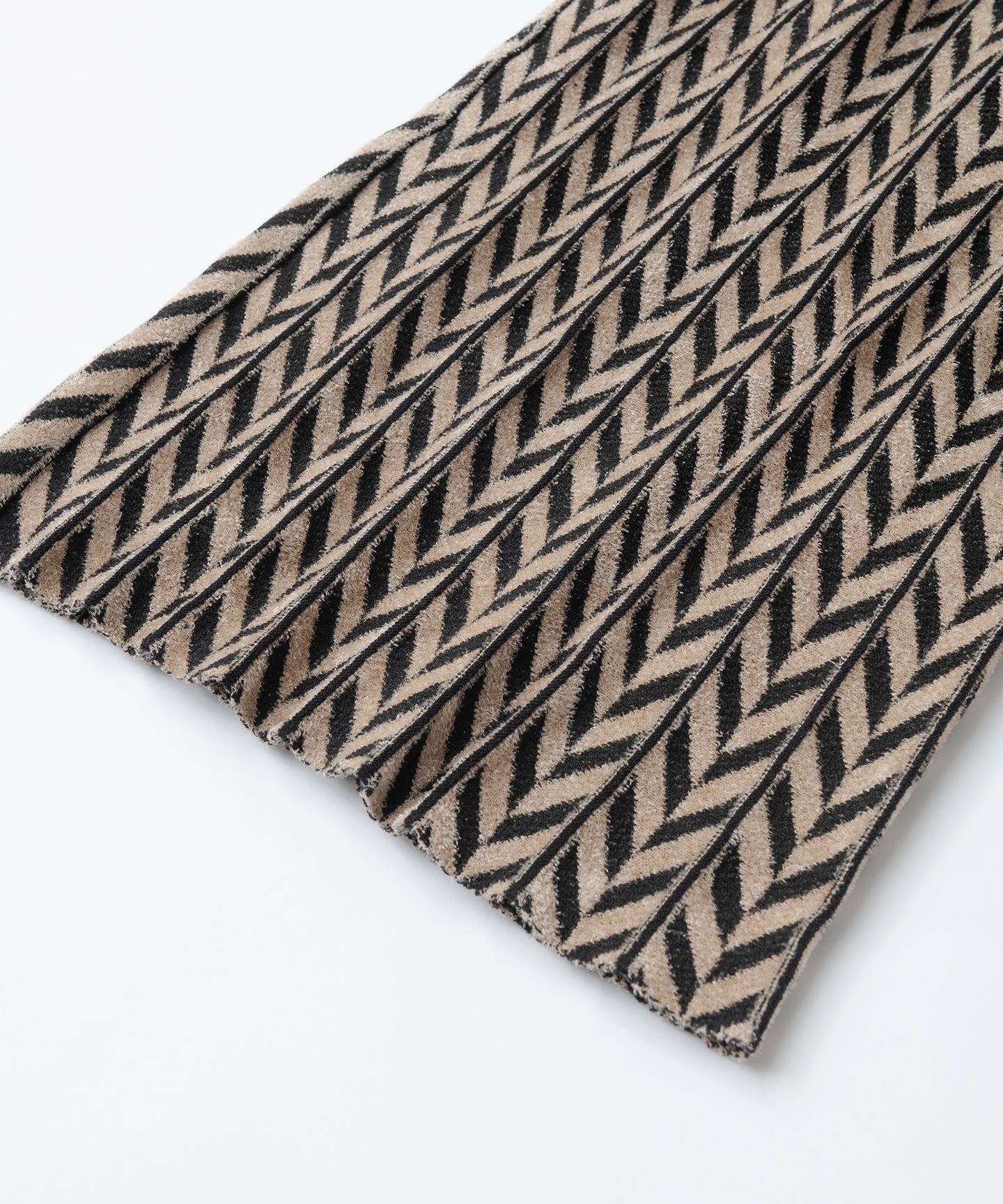 HERRINGBONE PLEATS PANTS