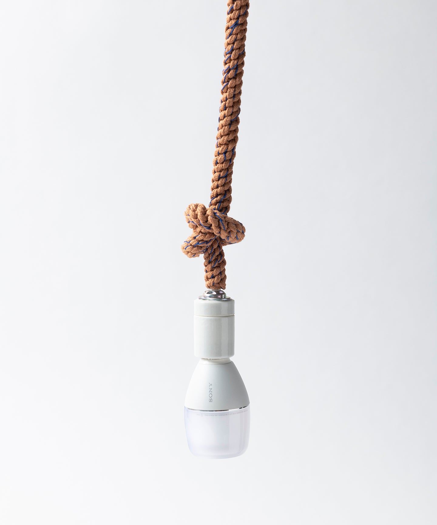 KNOT PENDANT LIGHT