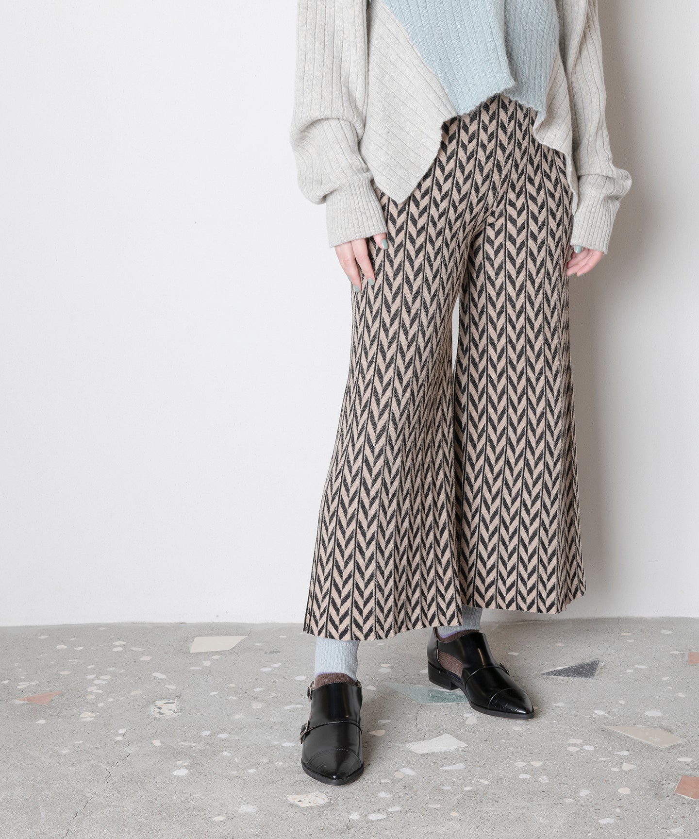HERRINGBONE PLEATS PANTS
