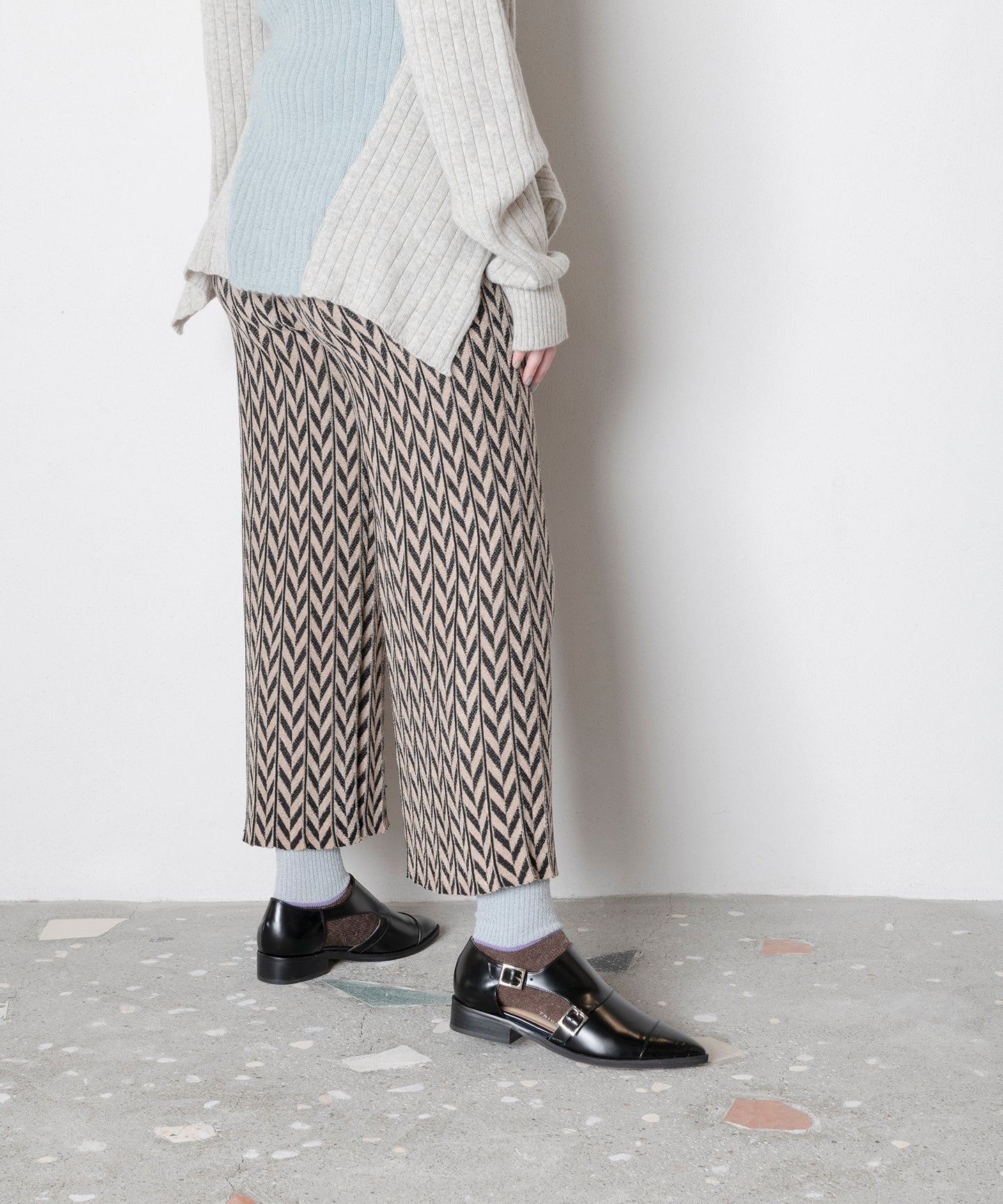HERRINGBONE PLEATS PANTS