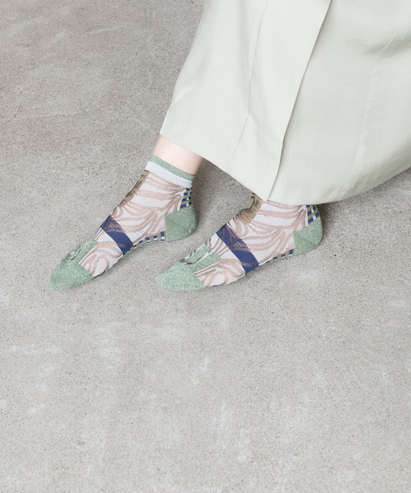 ANEMONE SNEAKERS