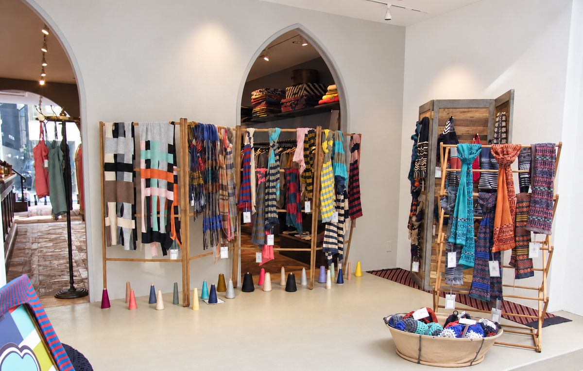 2011年、オプトリコでのTRICOTÉ初期展示。