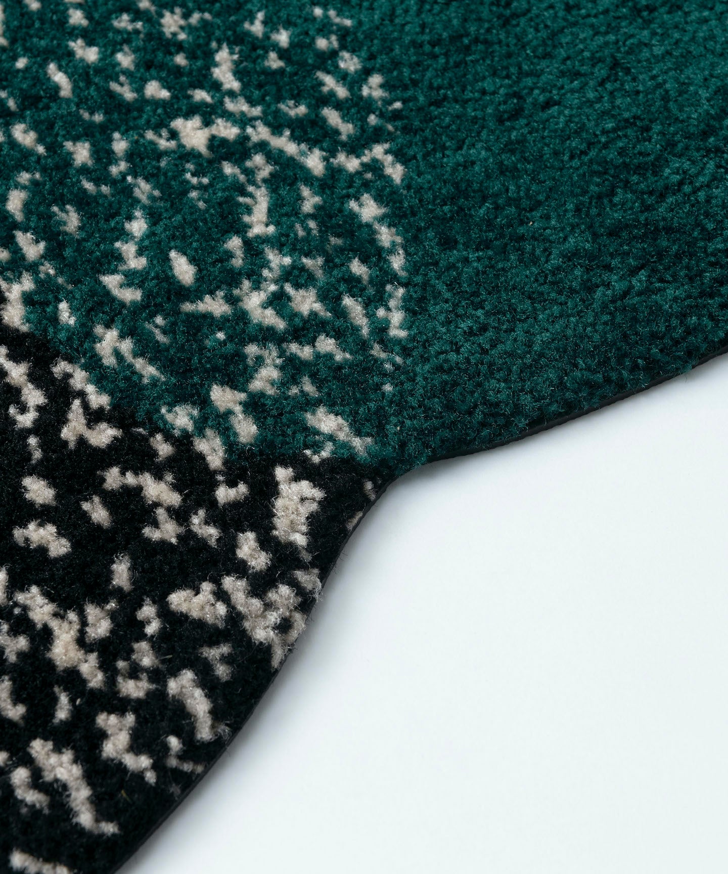 Sesame 3 stone RUG