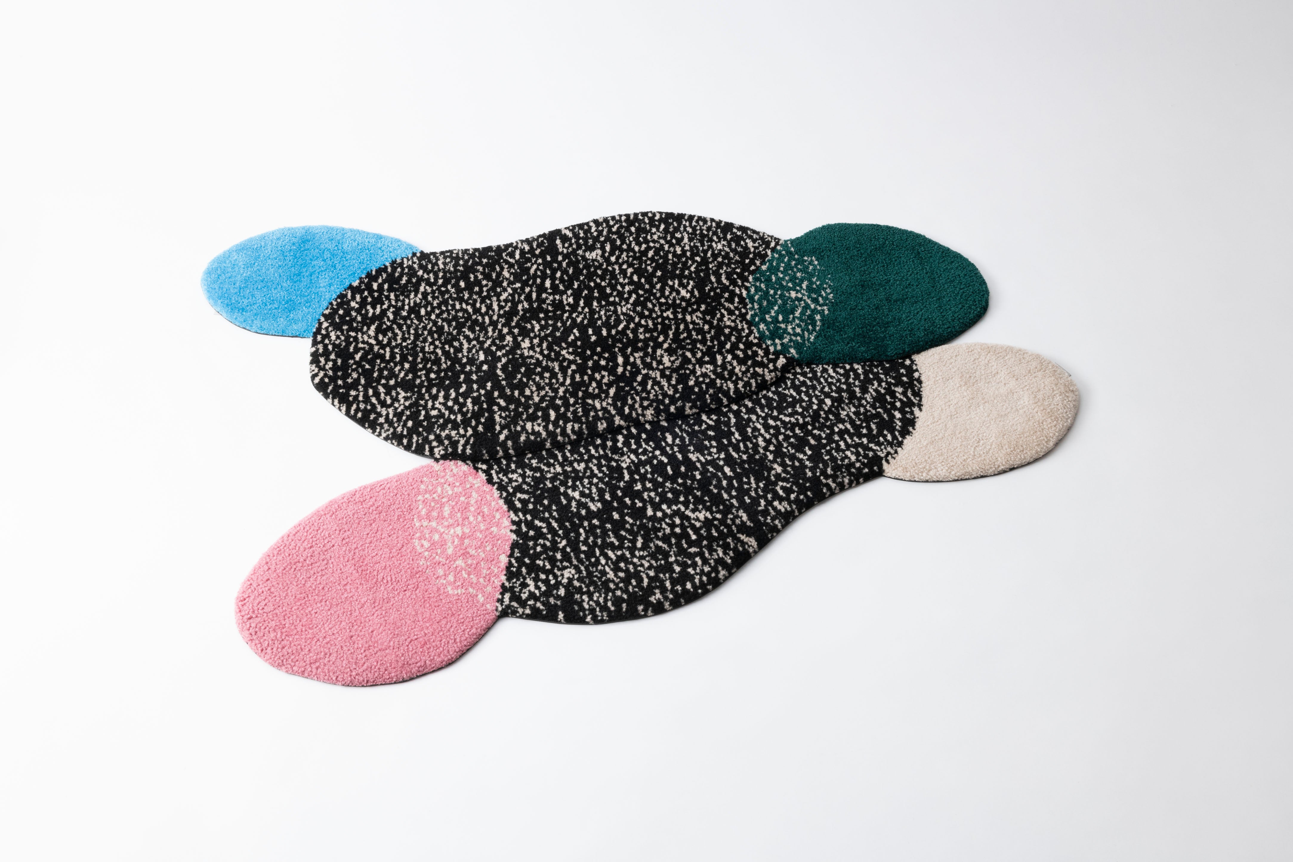 Sesame 3 stone RUG