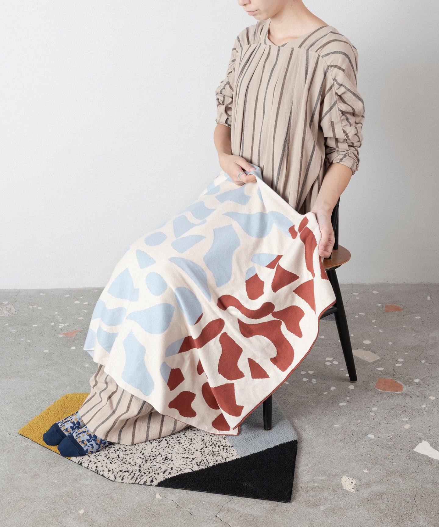 COLLAGE KNIT BLANKET