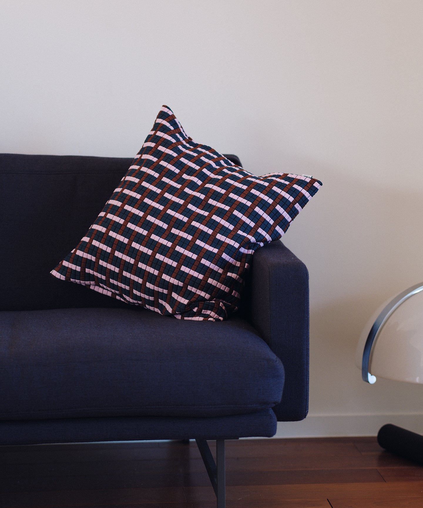 WEAVING PATTERN CUSHION COVER