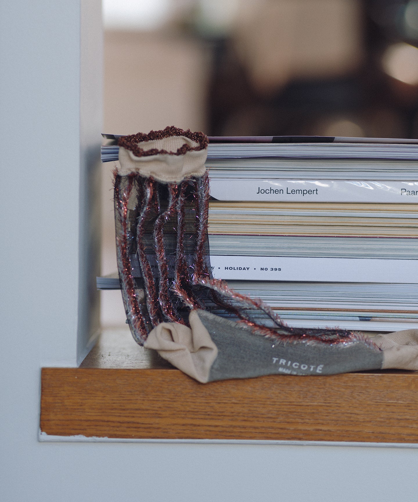 STRIPE LINED SHEER SOCKS