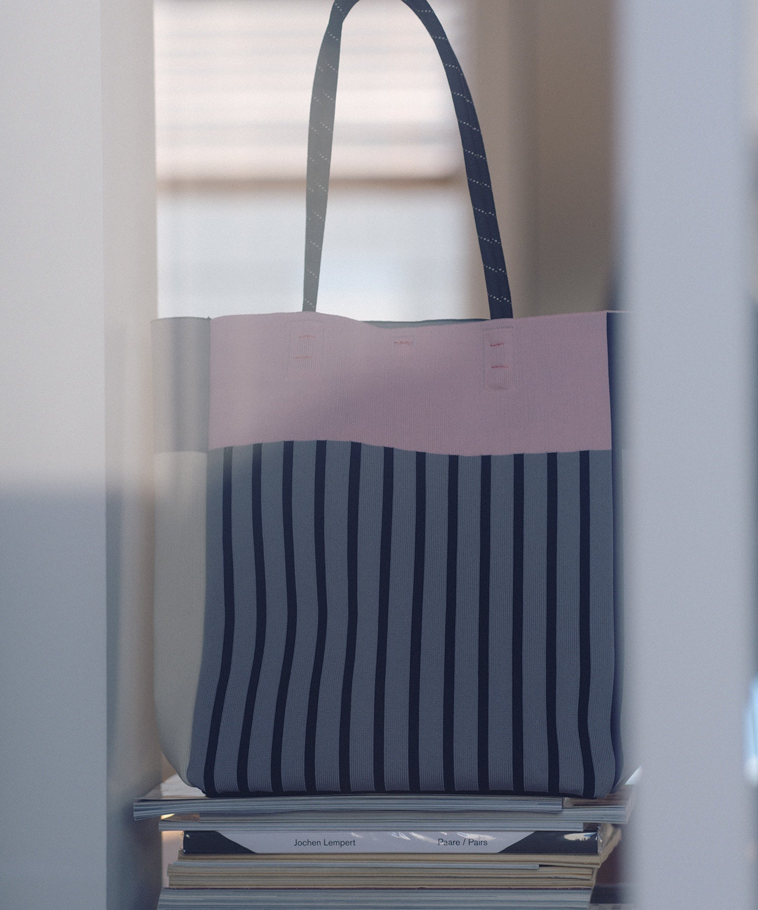 STRIPED KNIT TOTE BAG