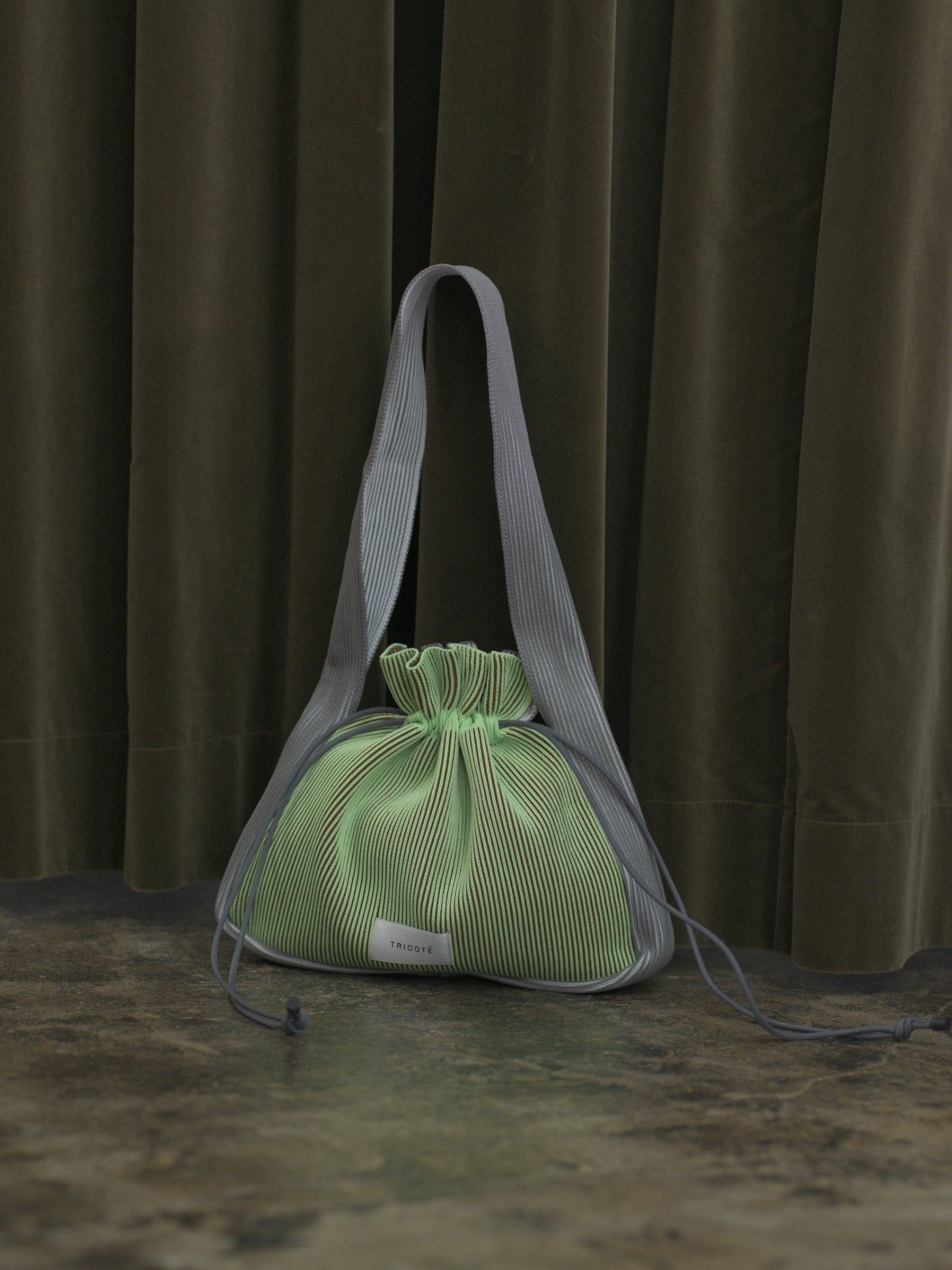 RIBBED POUCH BAG