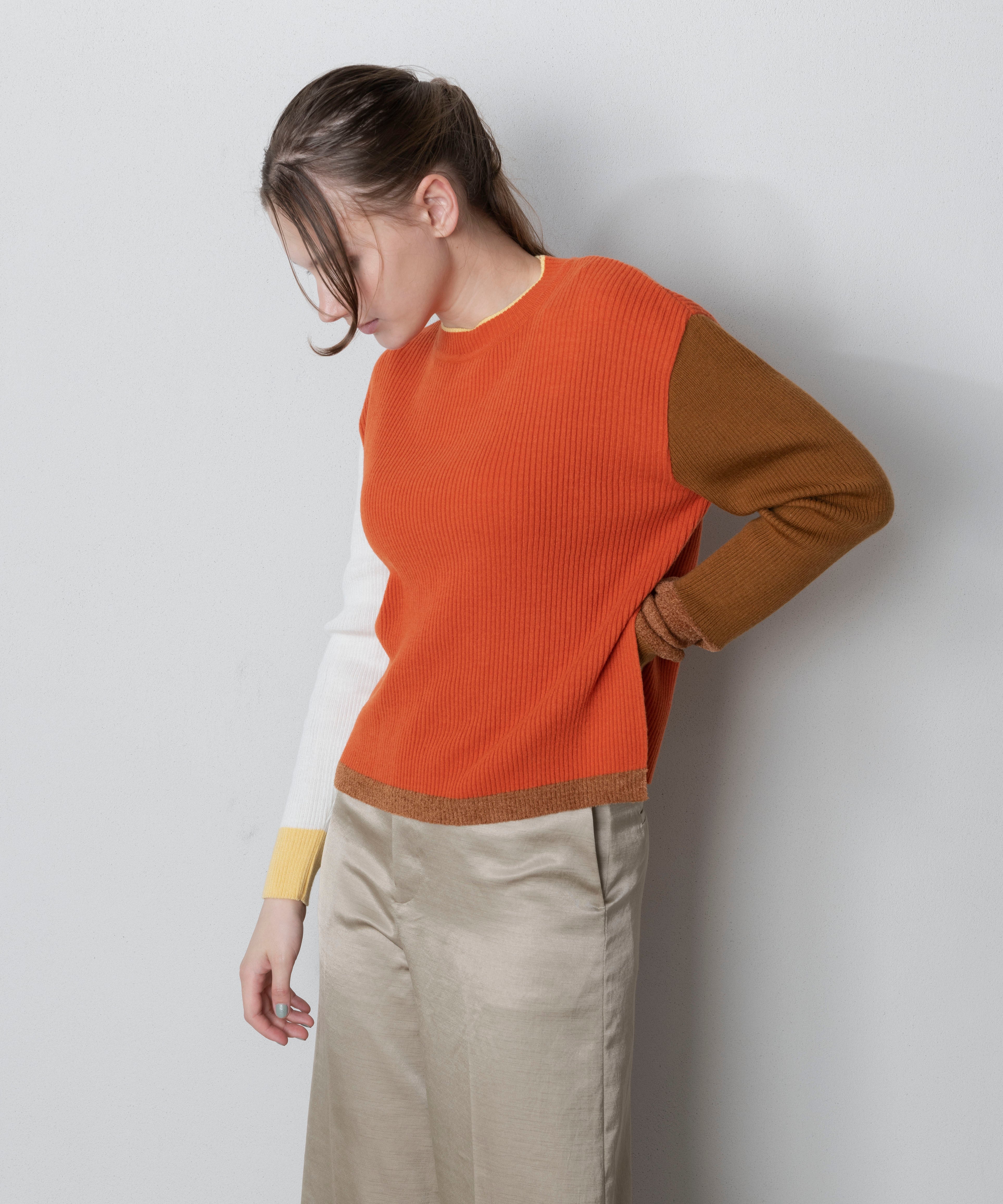 COLOUR RIB SWEATER