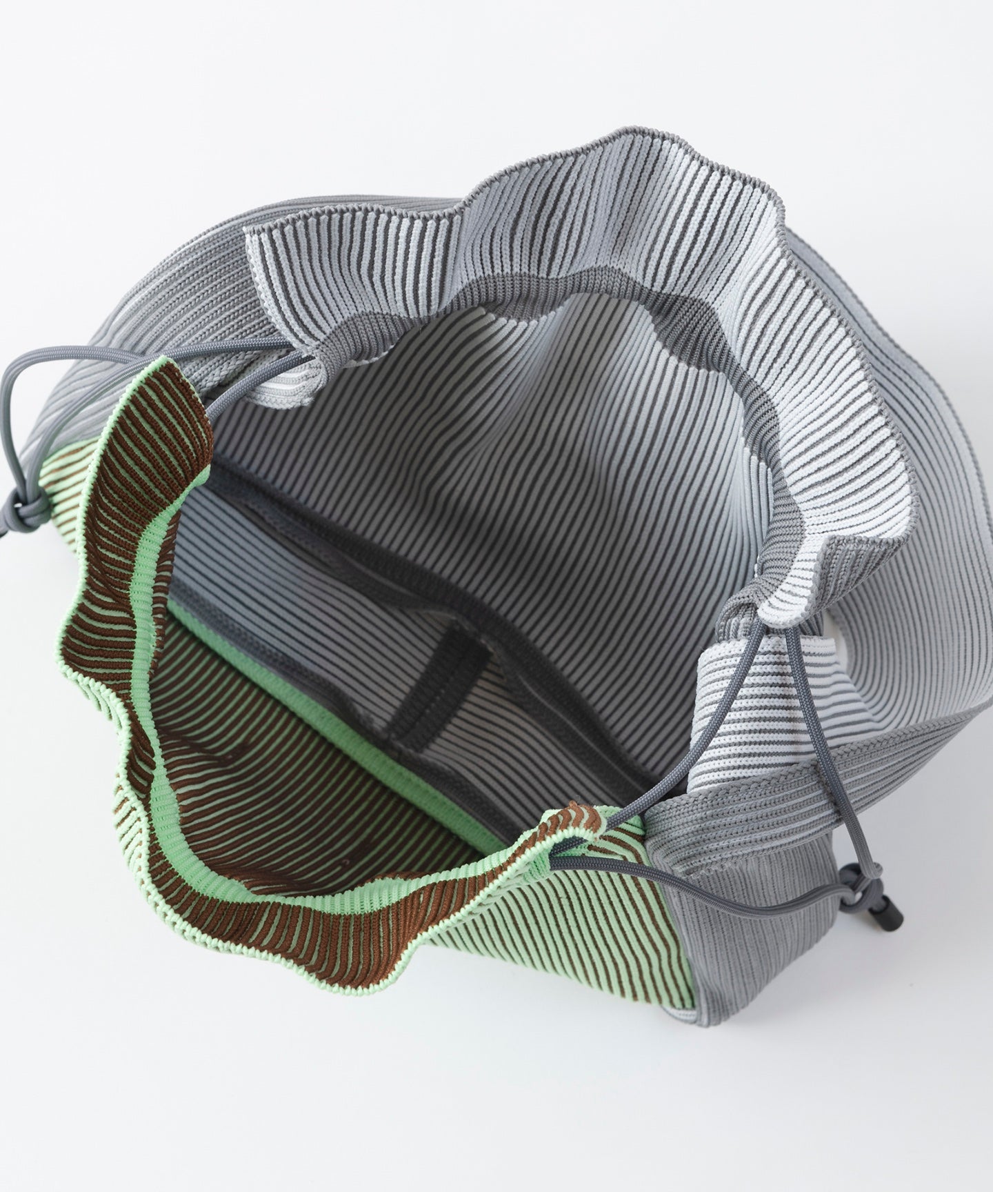 RIBBED POUCH BAG