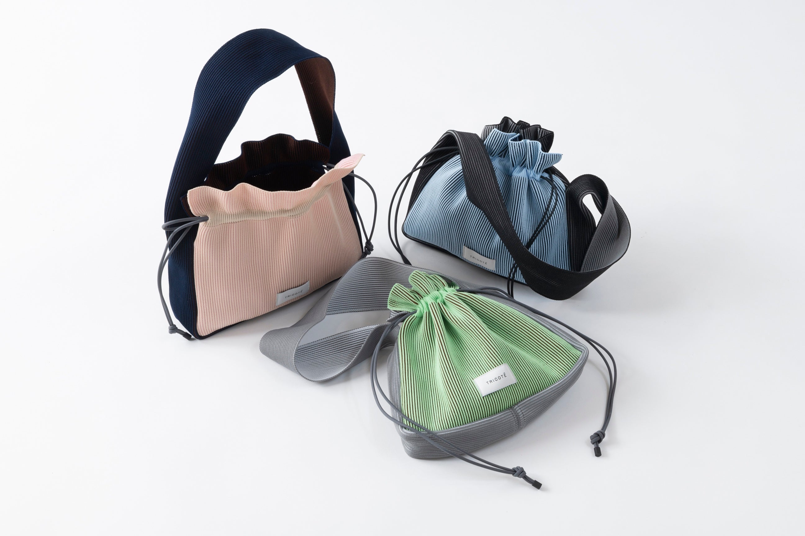 RIBBED POUCH BAG