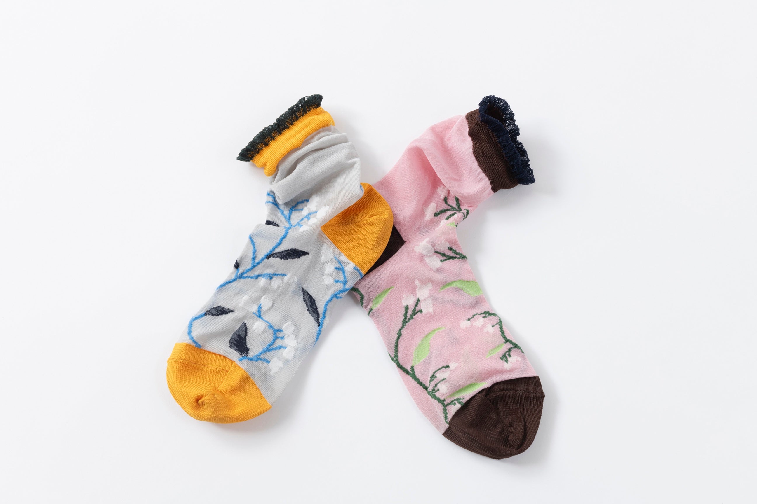 LILY-OF-THE-VALLEY BI-COLOR SOCKS
