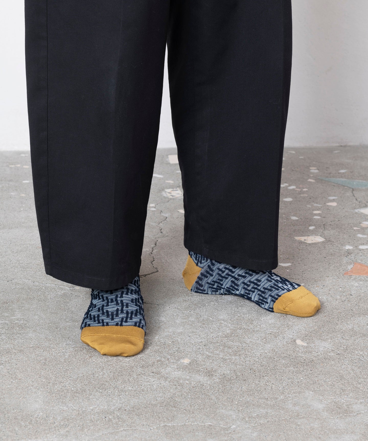 STRIPED FLOAT SOCKS