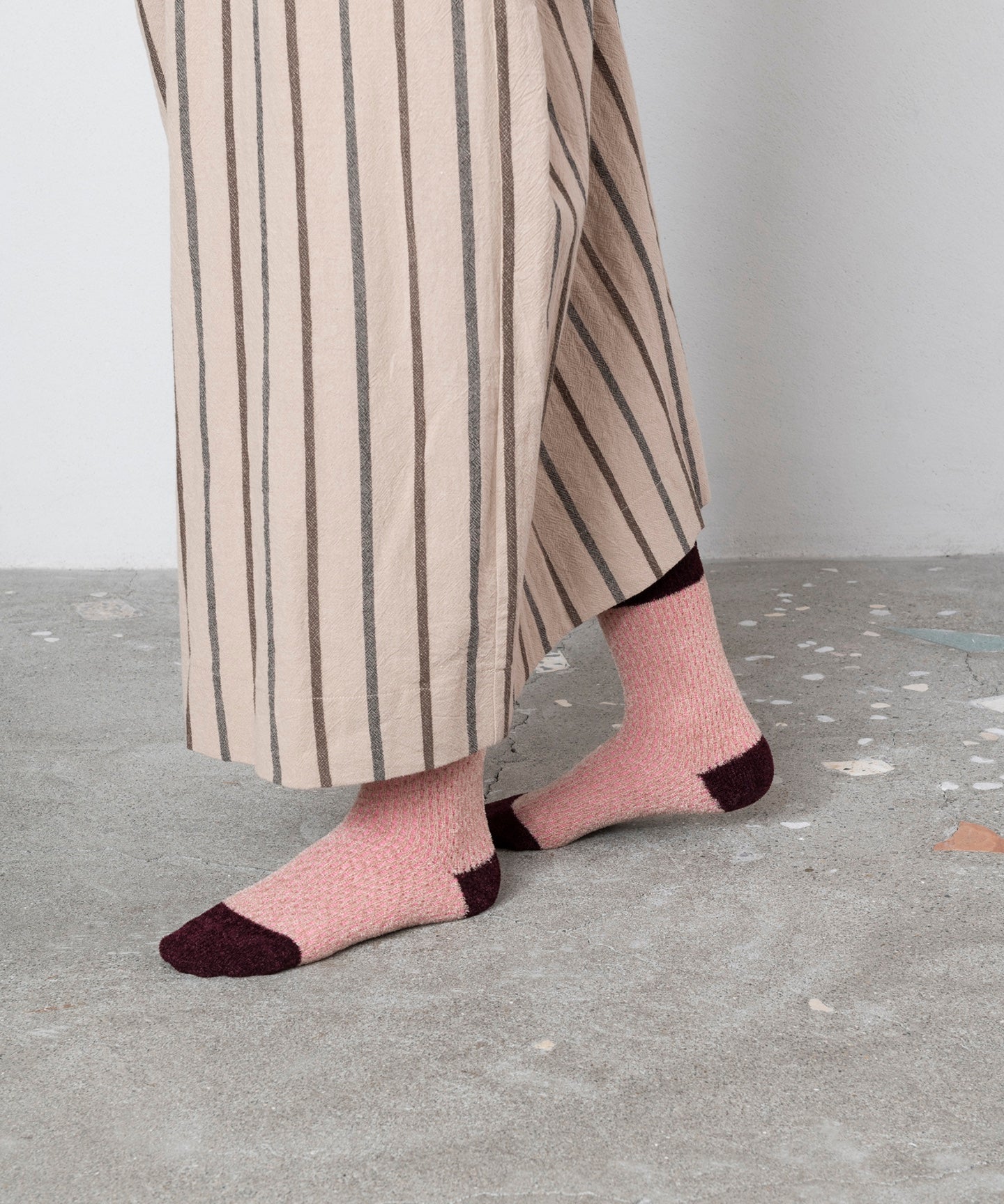 MESH GRID SOCKS