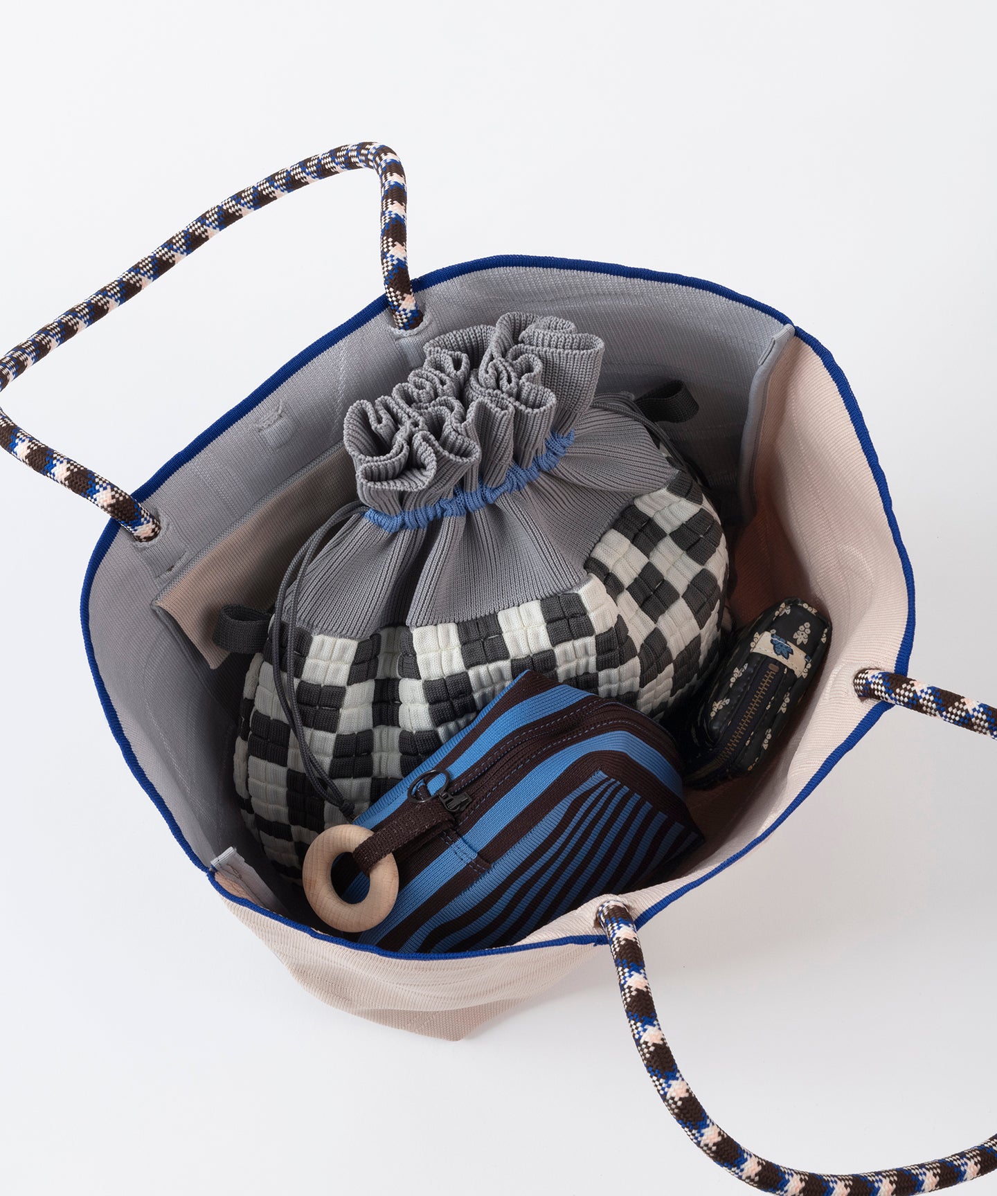 BUMPY LINK TOTE BAG