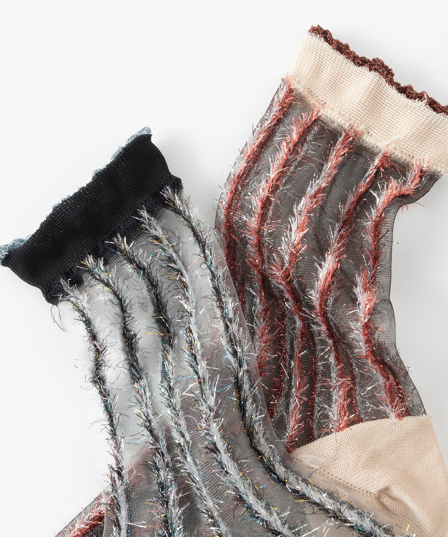 STRIPE LINED SHEER SOCKS