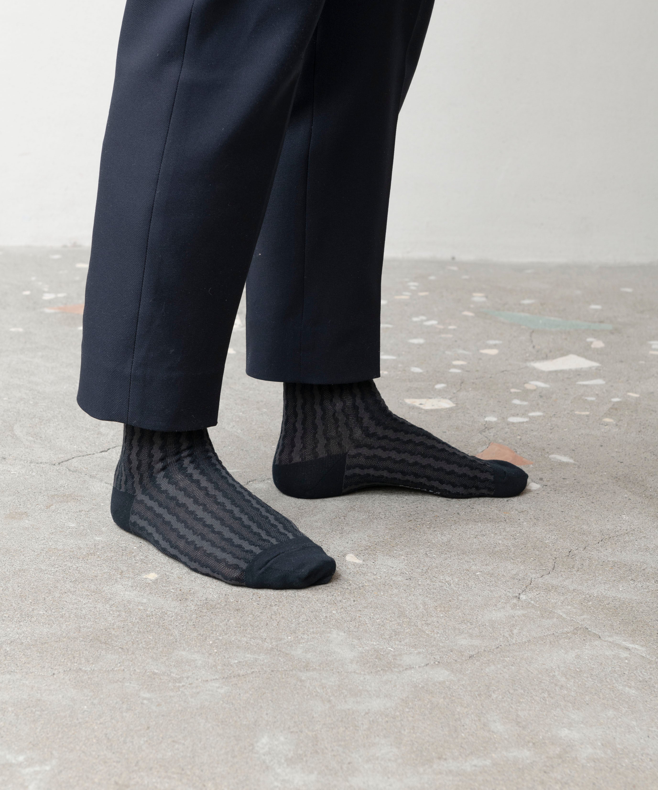 BUMPY LACE SOCKS