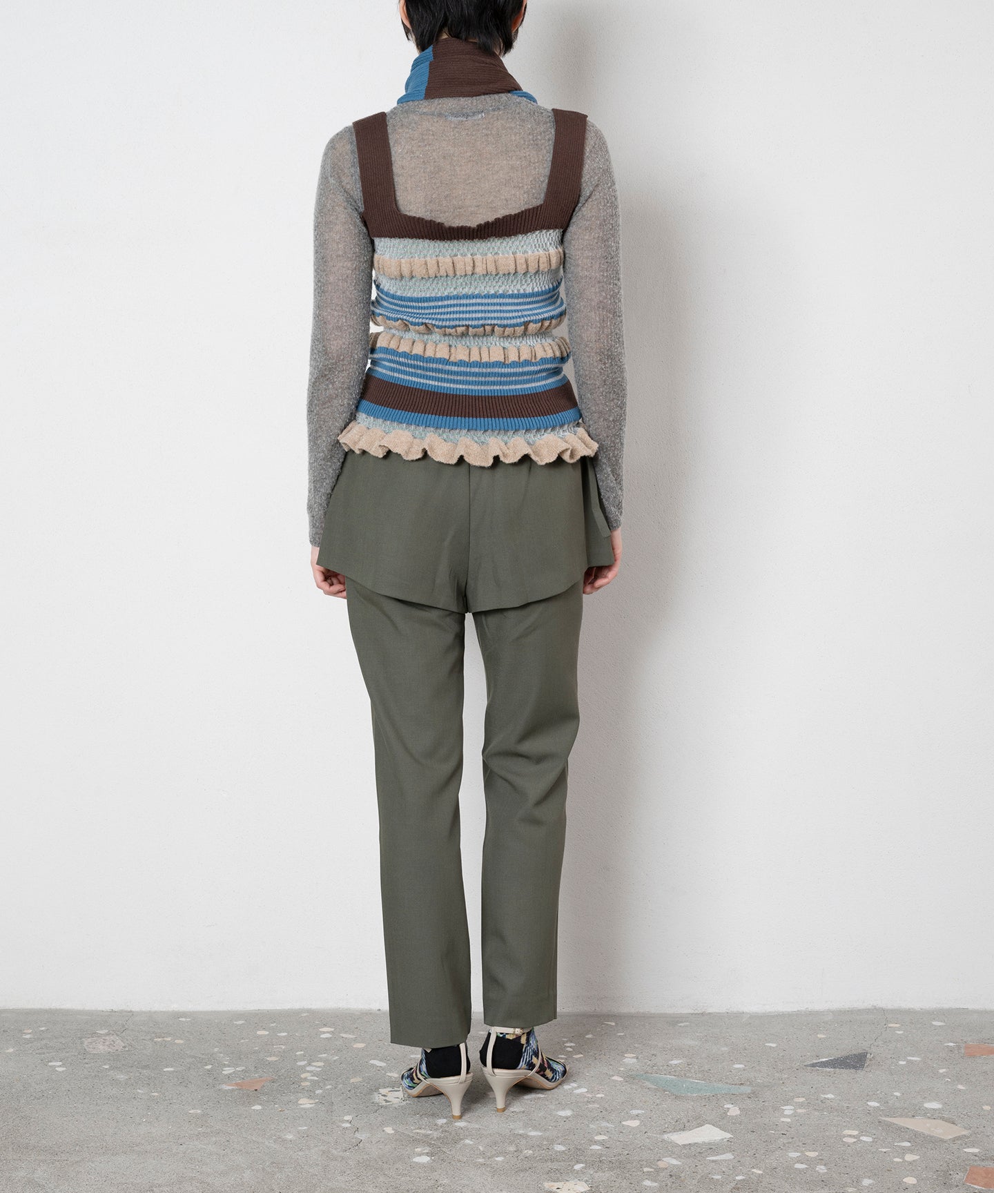 TOP WITH STRIPED SCARF