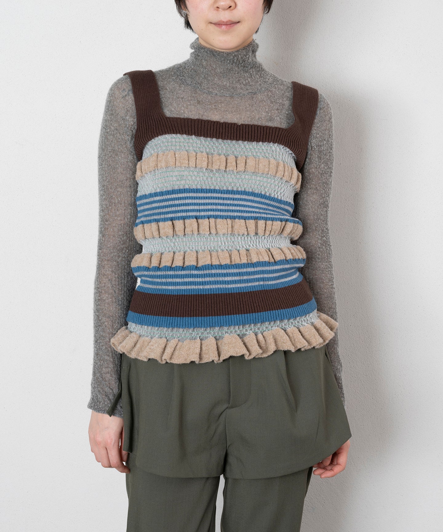 TOP WITH STRIPED SCARF