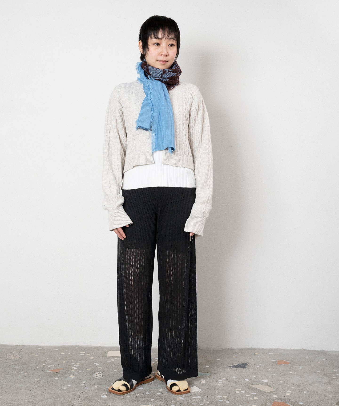 TEXTURED RIB KNIT SCARF