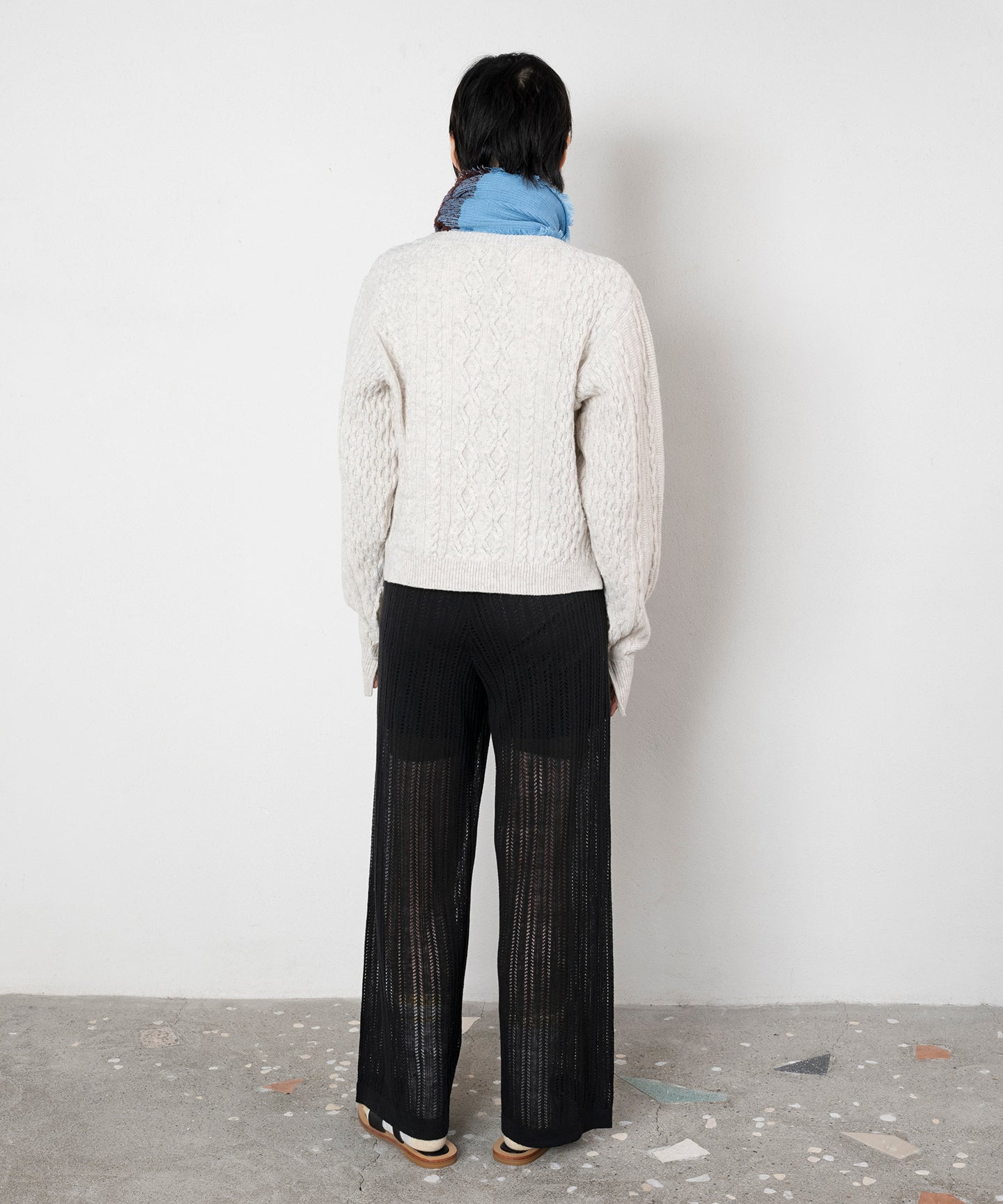 TEXTURED RIB KNIT SCARF