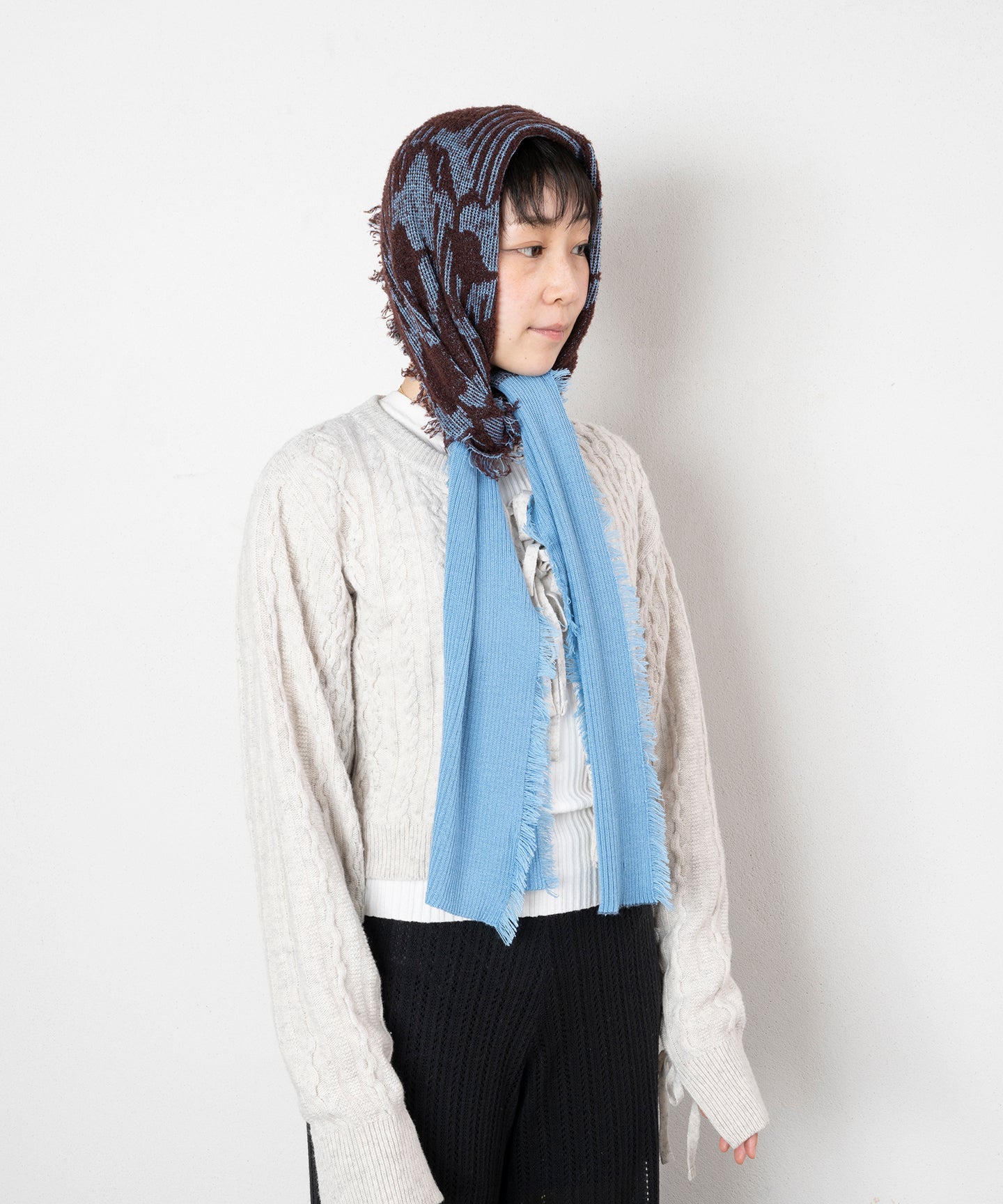 TEXTURED RIB KNIT SCARF