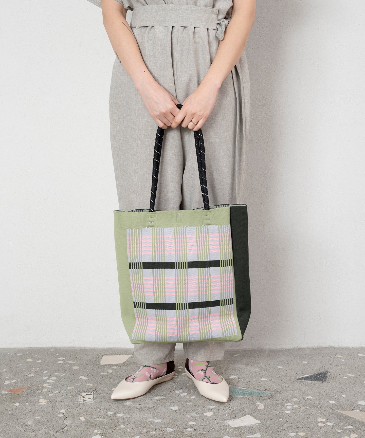 PLAID TOTE BAG