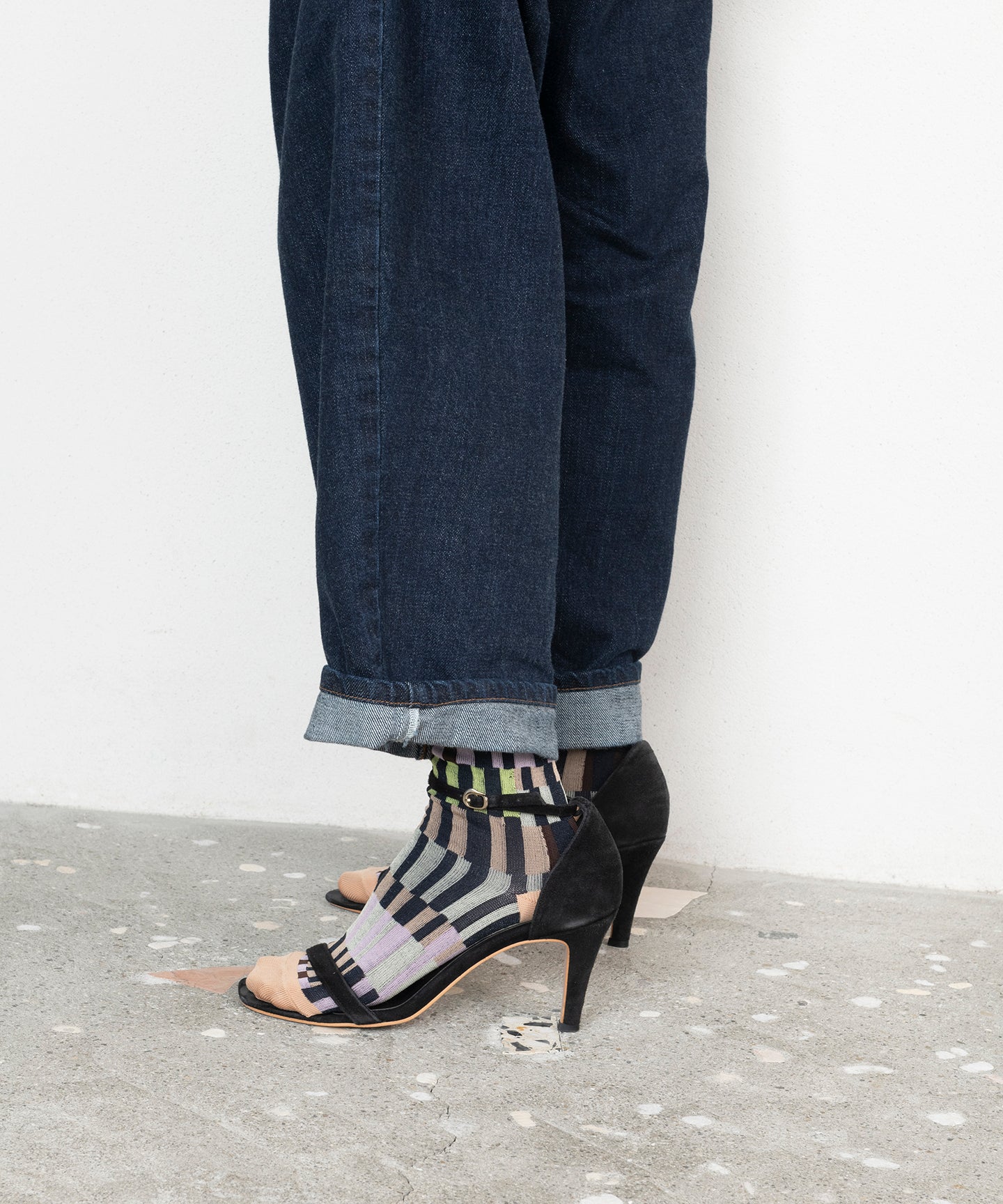 RANDOM PLAID PATTERN PATCH SOCKS