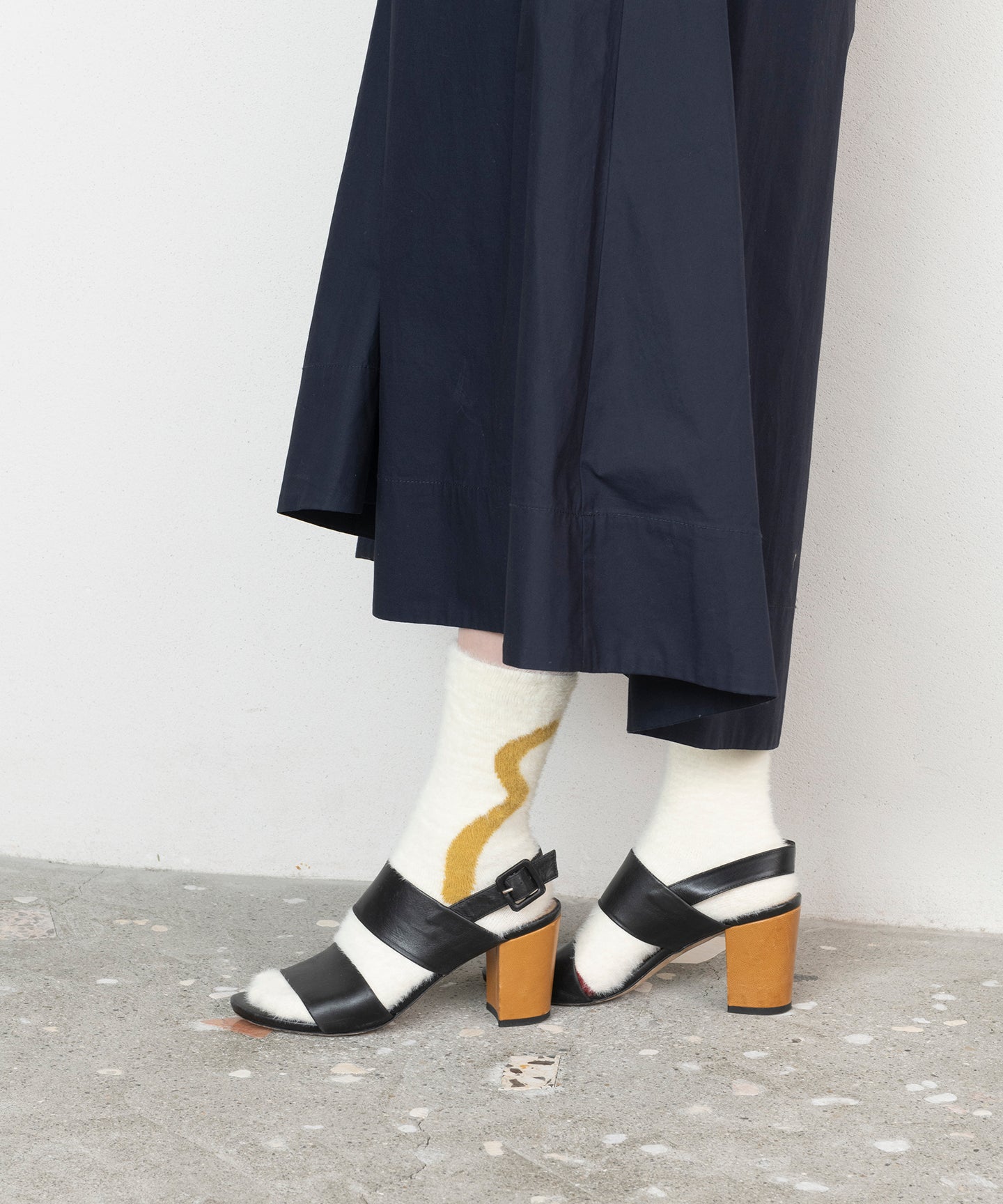 SHAGGY LINE SOCKS