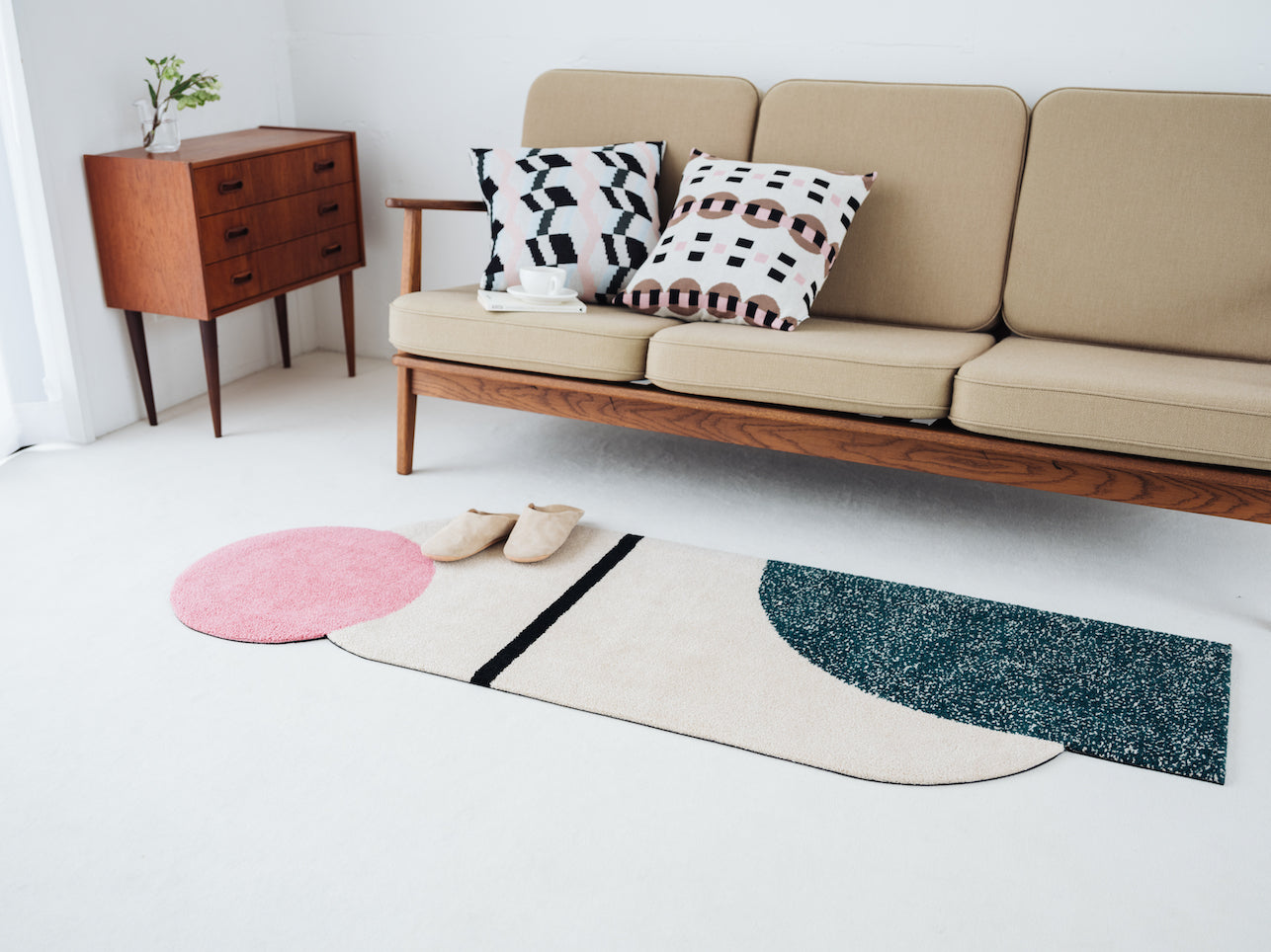 FORM LIVING RUG