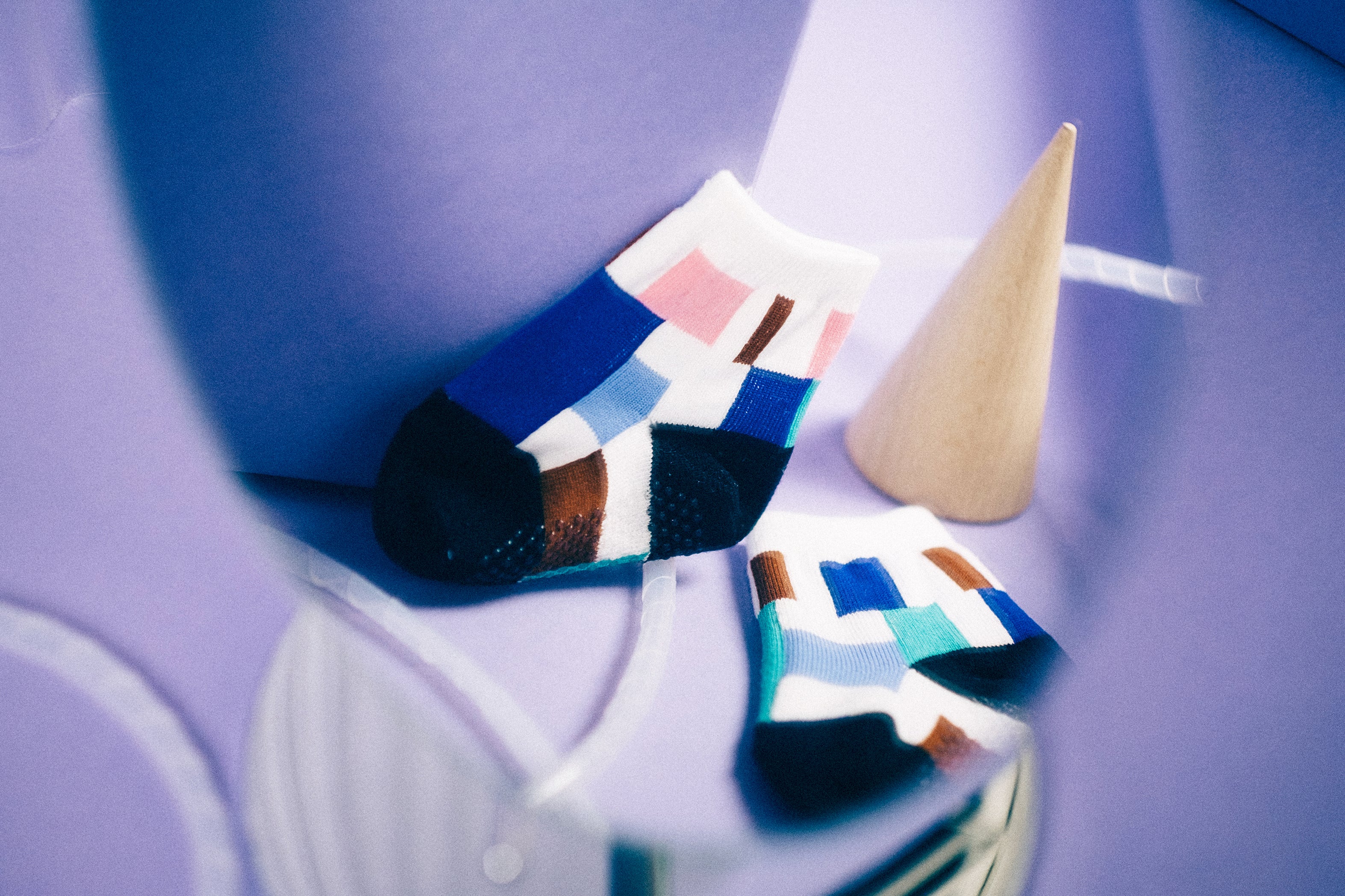 RANDOM PATCH SOCKS (KIDS)