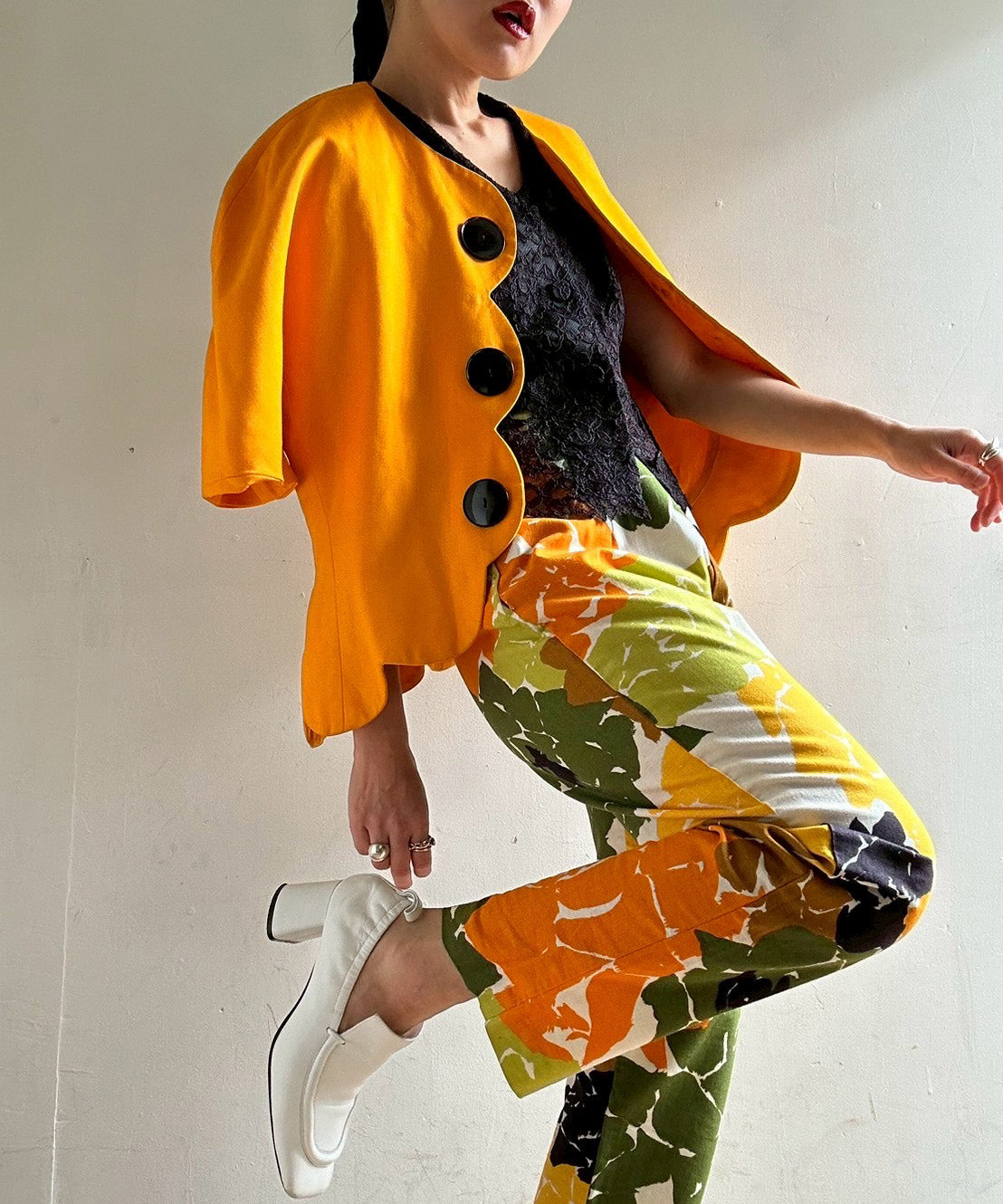 [minoi × TRICOTÉ]<br>VINTAGE SCALLOP SHORT JACKET