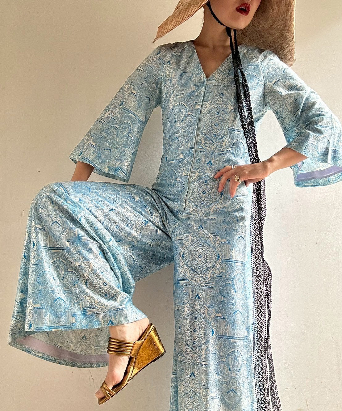 [minoi × TRICOTÉ]<br>VINTAGE INDIA SATTIN ALL IN ONE