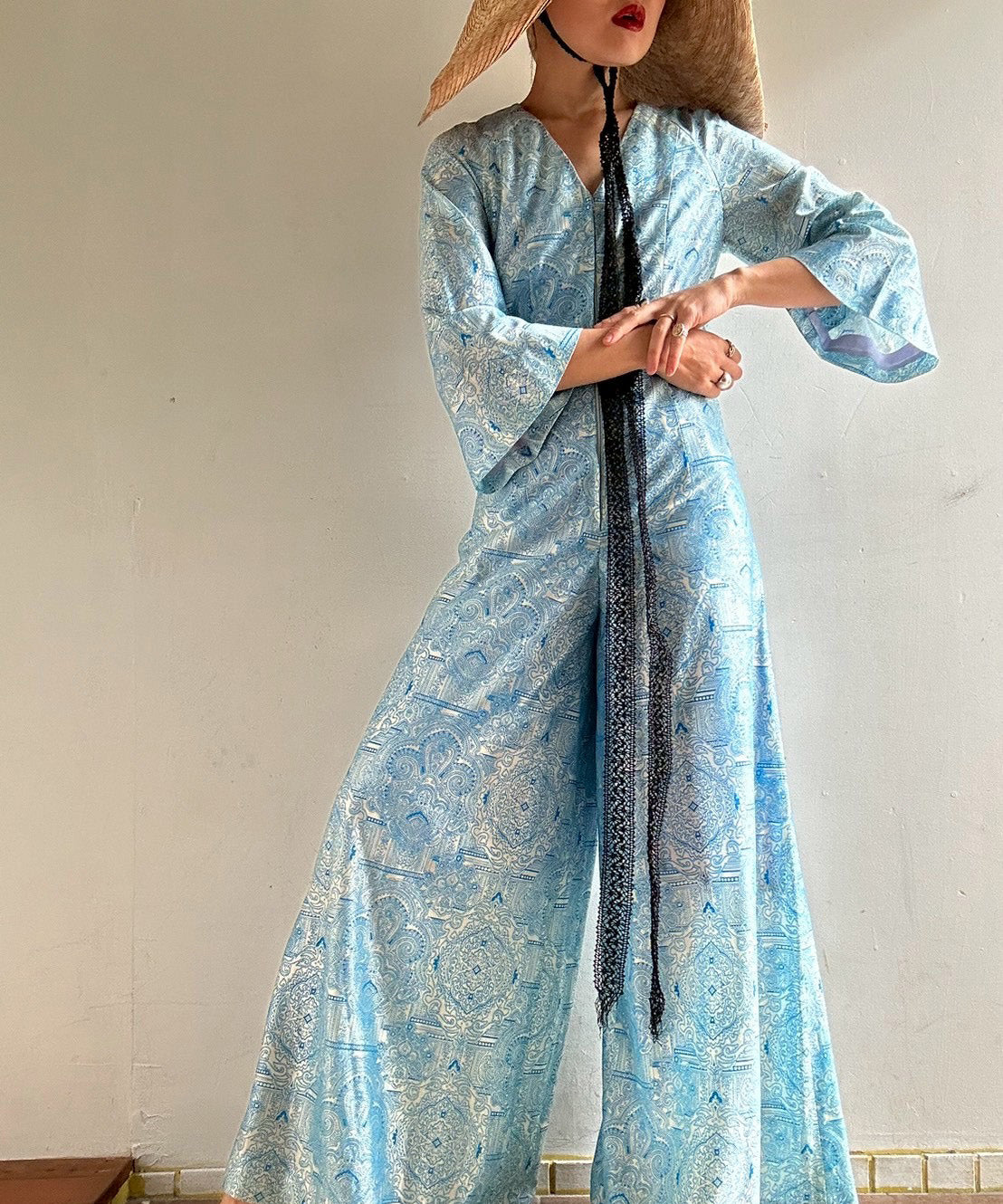 [minoi × TRICOTÉ]<br>VINTAGE INDIA SATTIN ALL IN ONE