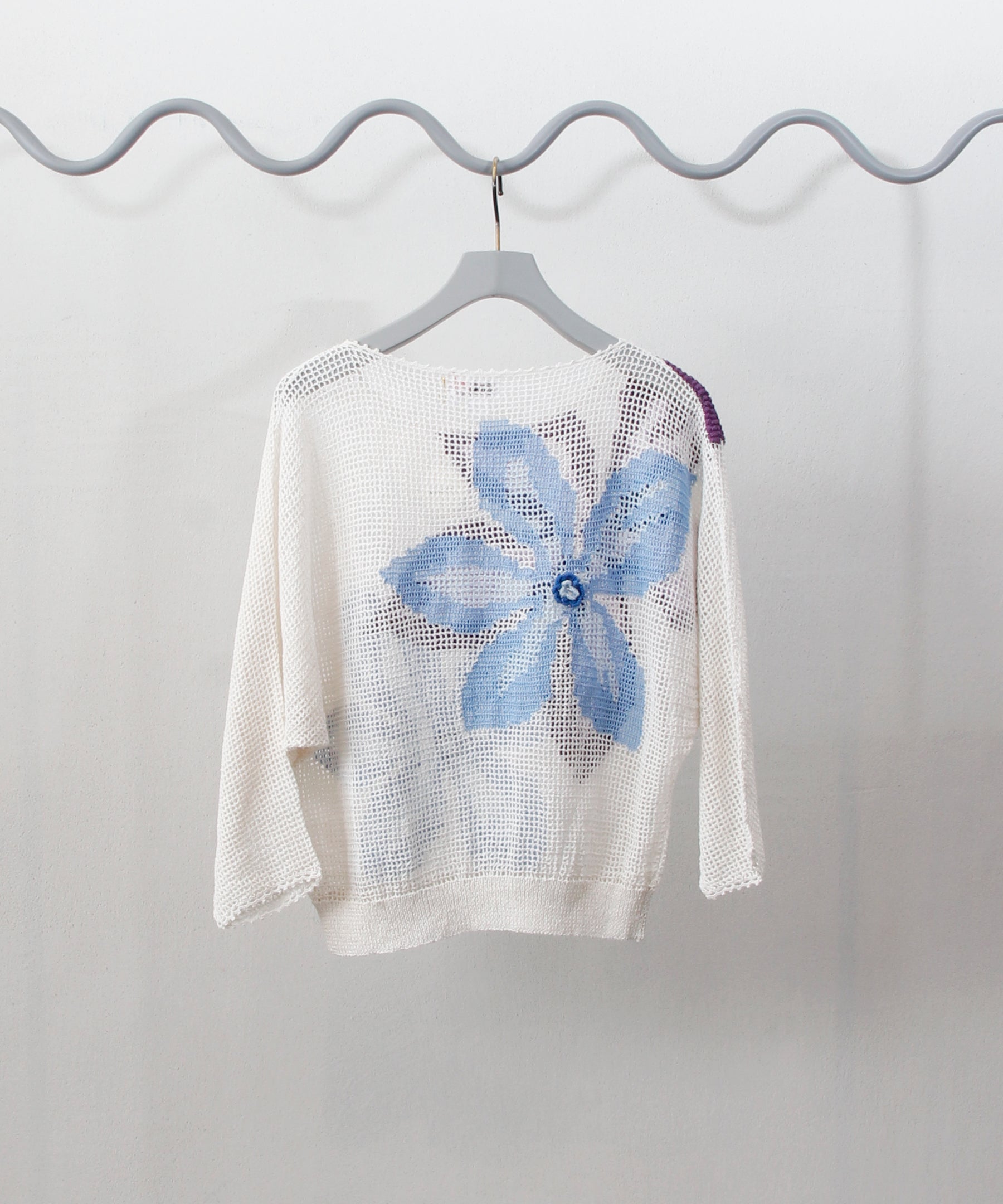 [minoi × TRICOTÉ]<br>VINTAGE FLOWER MESH TOPS