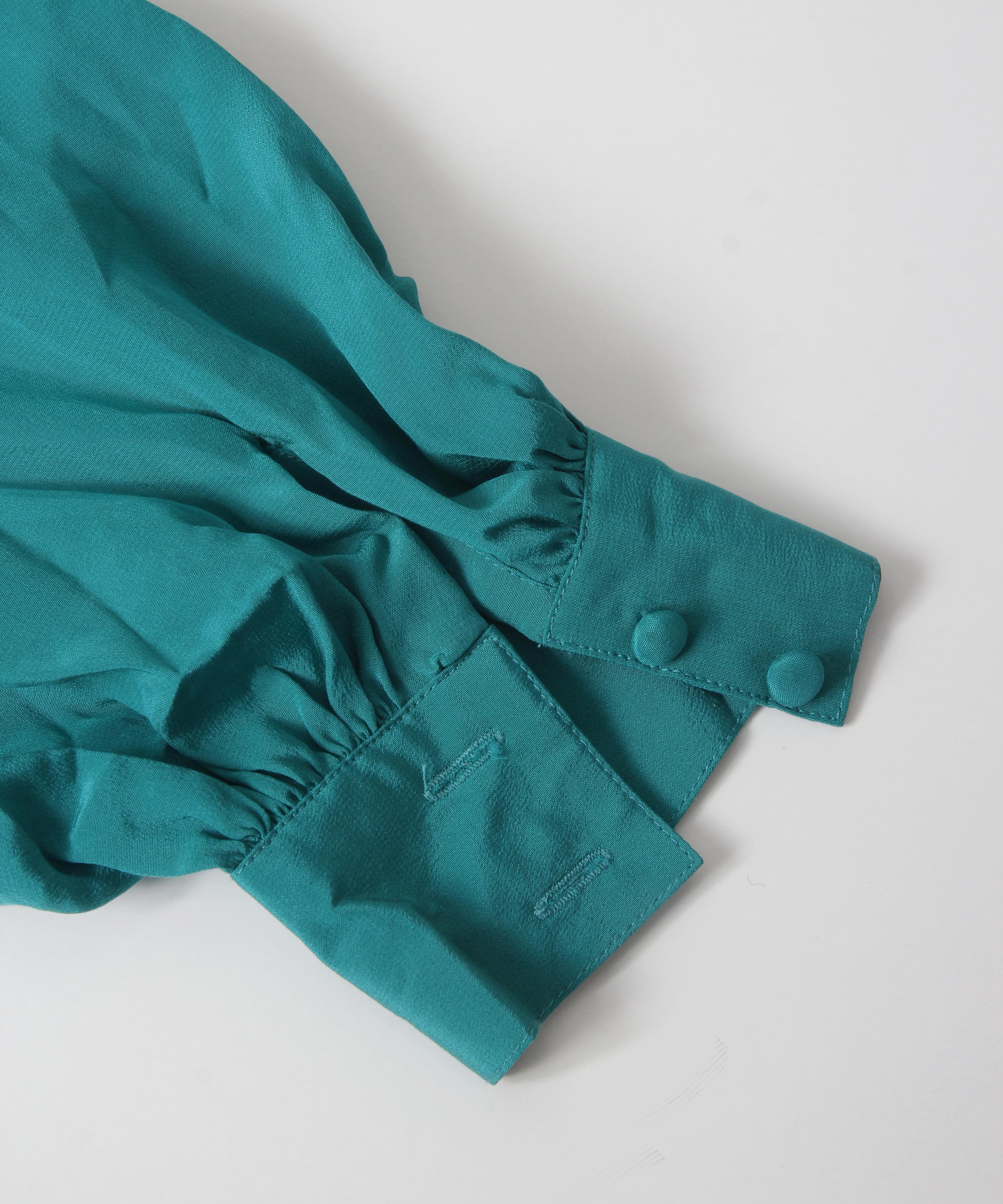 [minoi × TRICOTÉ]<br>VINTAGE GREEN JACKET