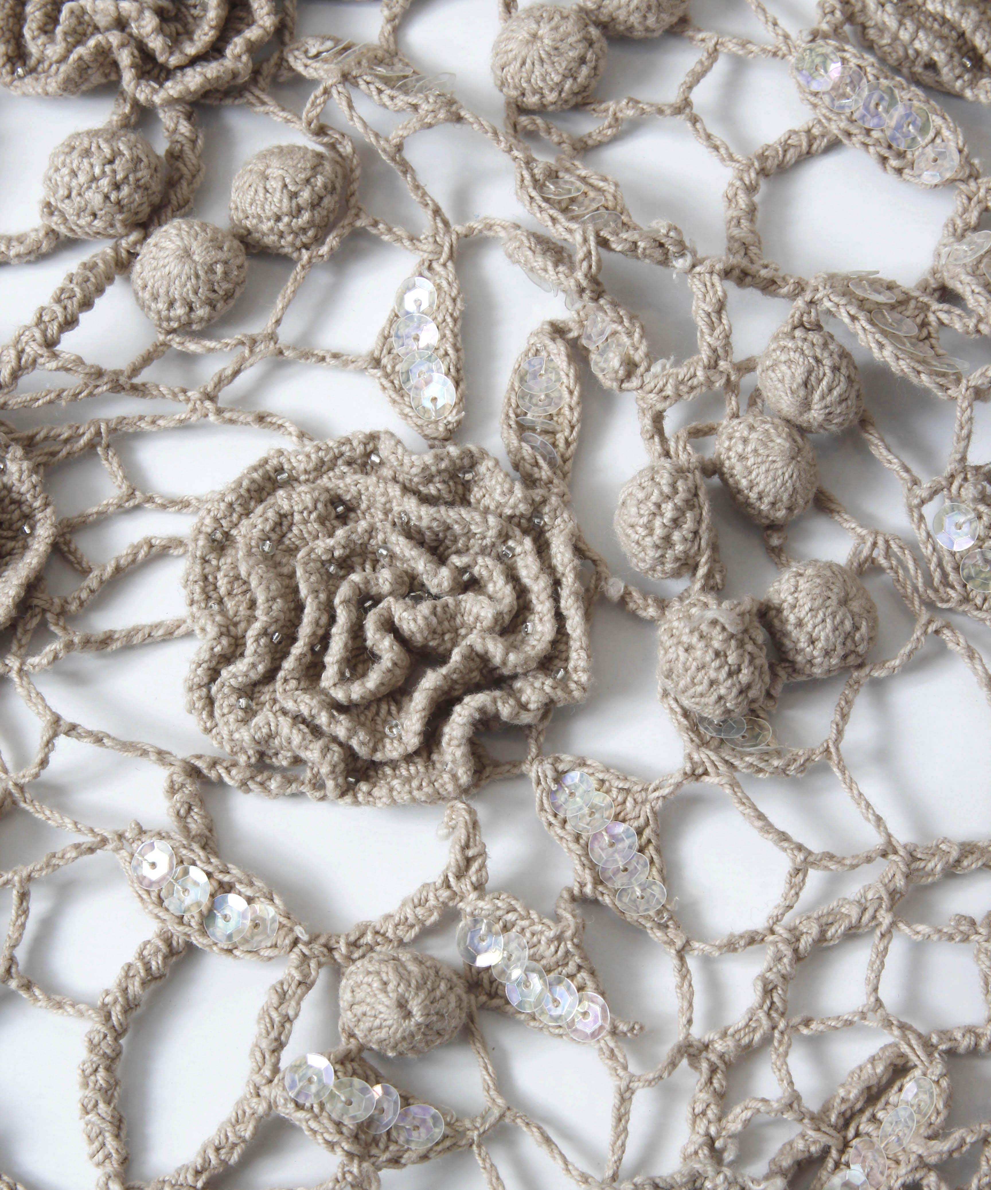 [minoi × TRICOTÉ]<br>VINTAGE CROCHET ROSE TOPS