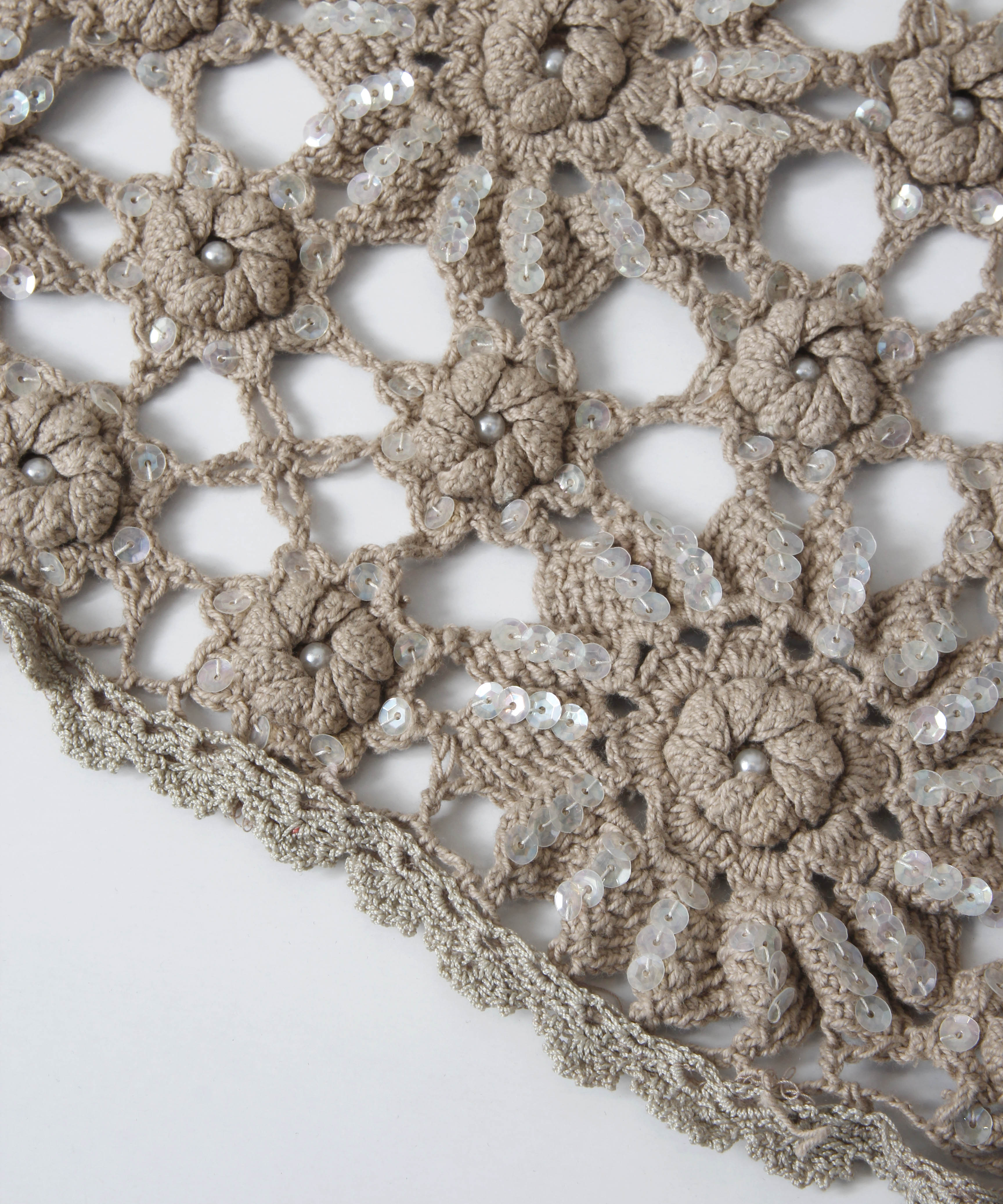 [minoi × TRICOTÉ]<br>VINTAGE CROCHET FLOWER TOPS