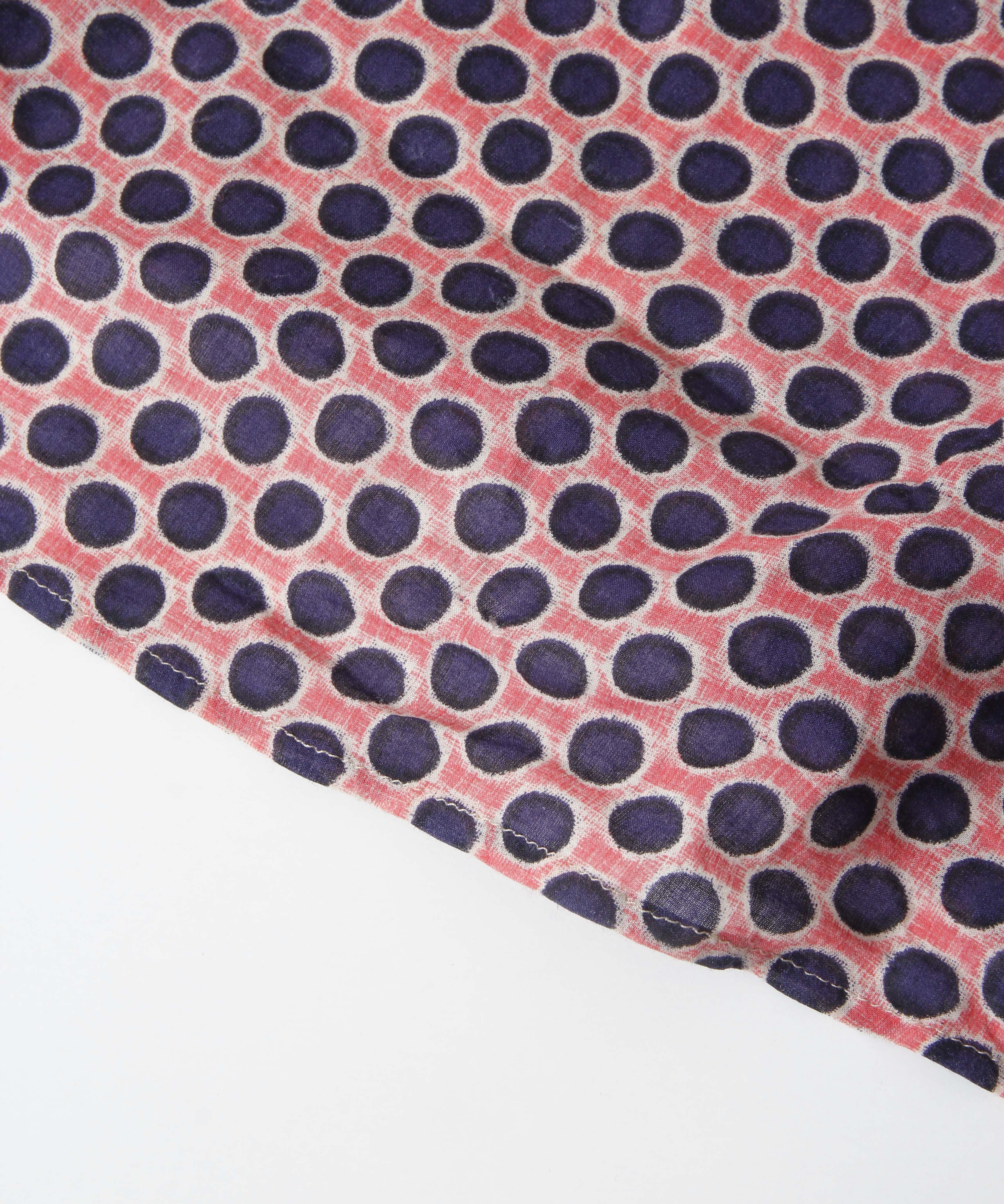 [minoi × TRICOTÉ]<br>VINTAGE DOT BLOUSE