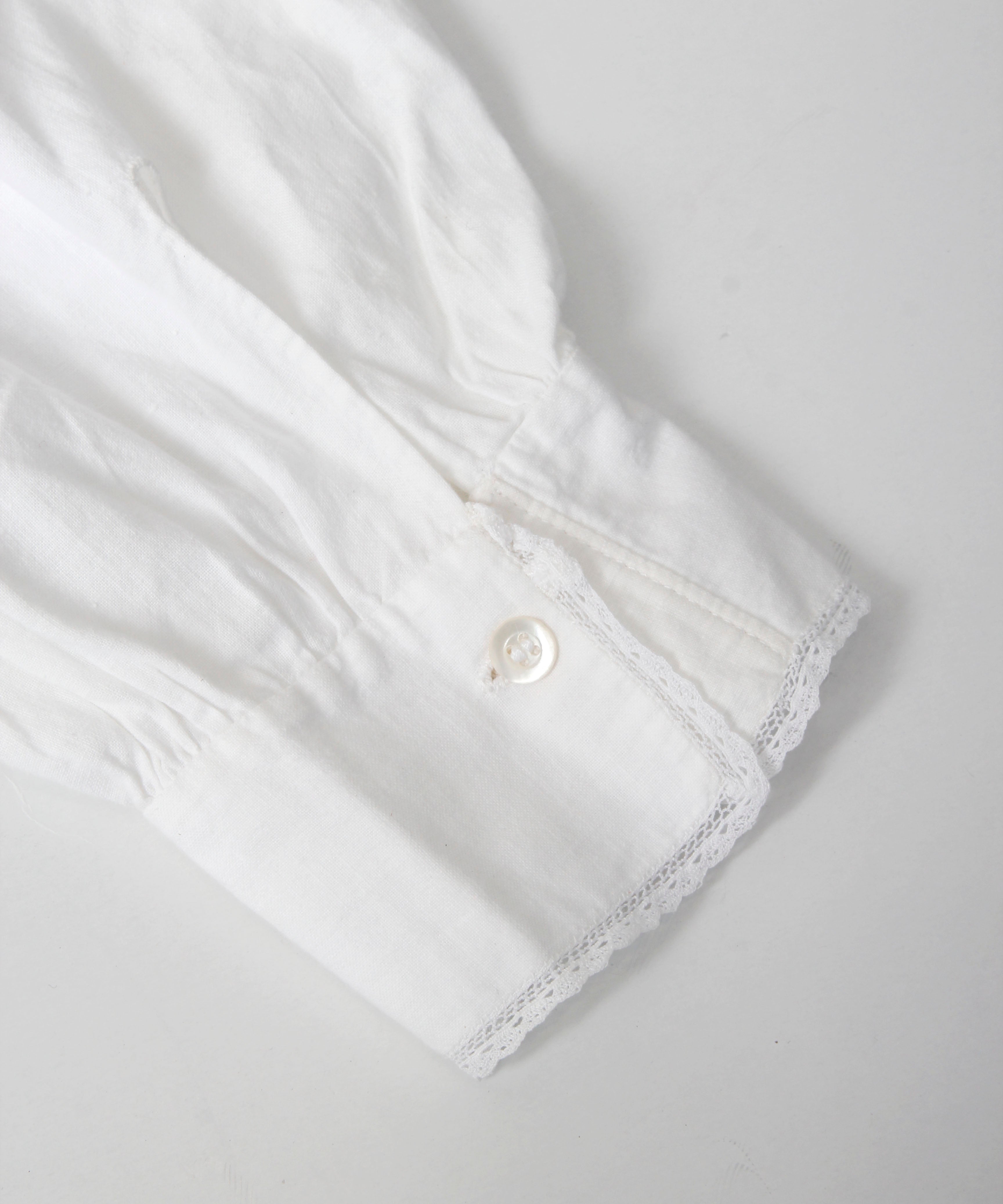 [minoi × TRICOTÉ]<br>VINTAGE WHITE COTTON ONEPIECE