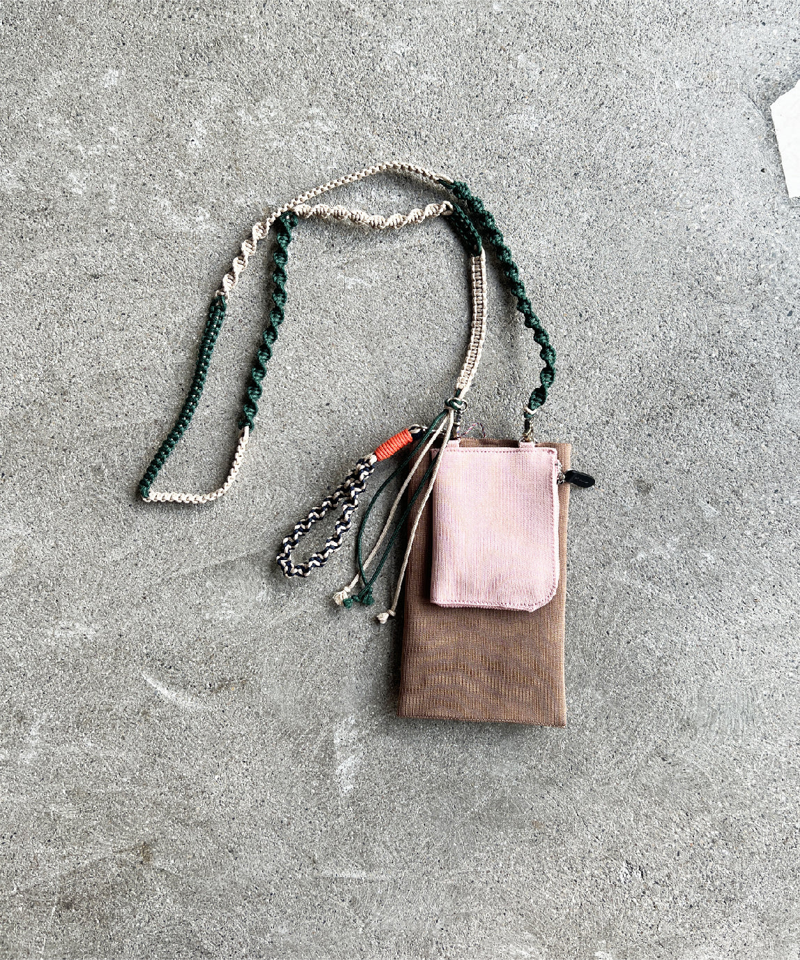 macrame workshop_hand strap