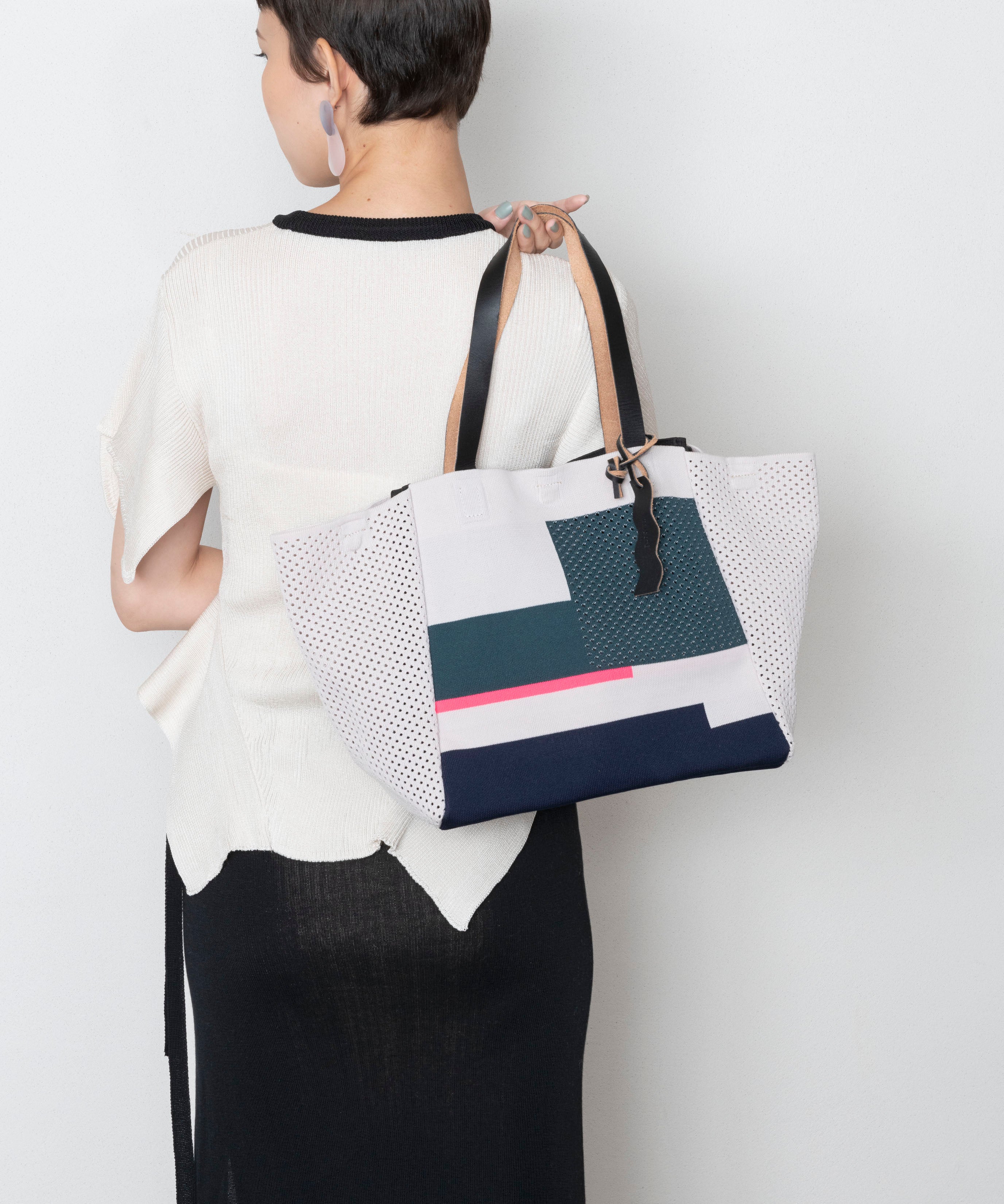 PATCHWORK MESH TOTE