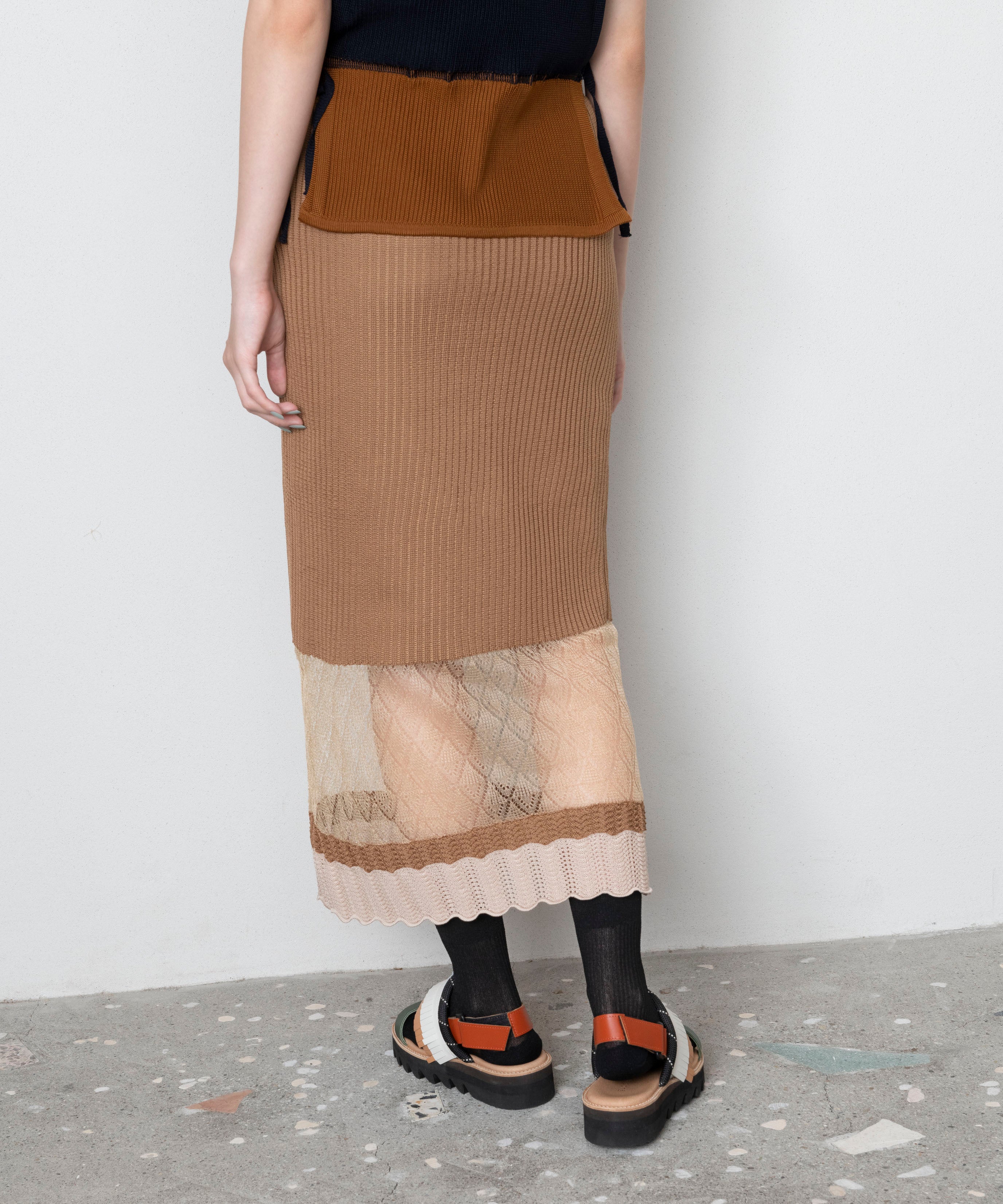 SHEER LINE SKIRT