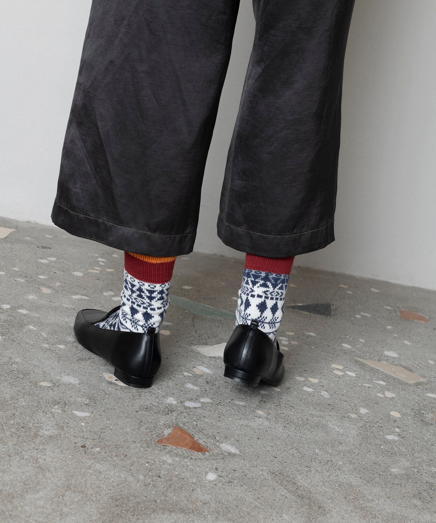 GEO SWEATER SOCKS
