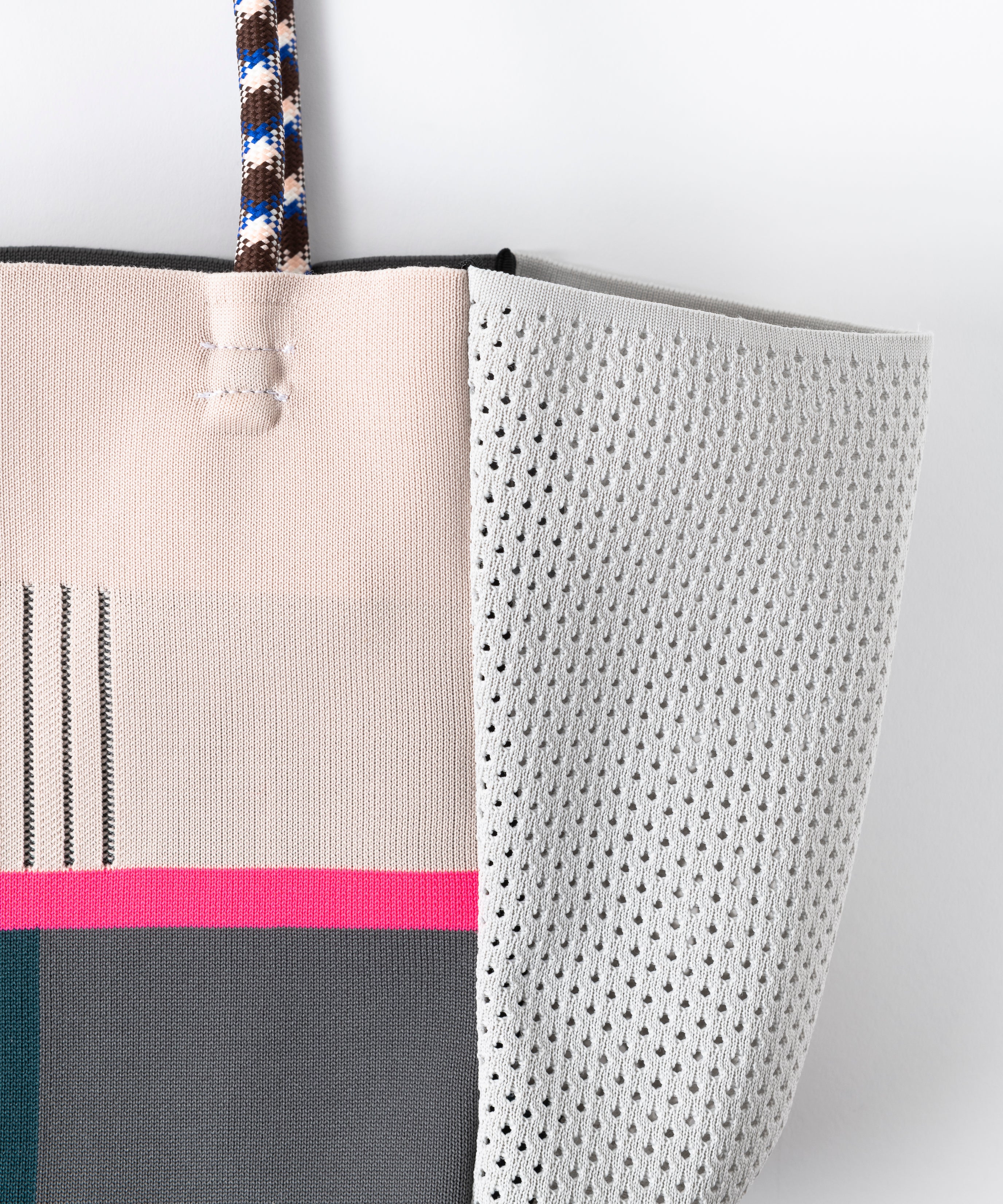 SIDE MESH TOTE BAG