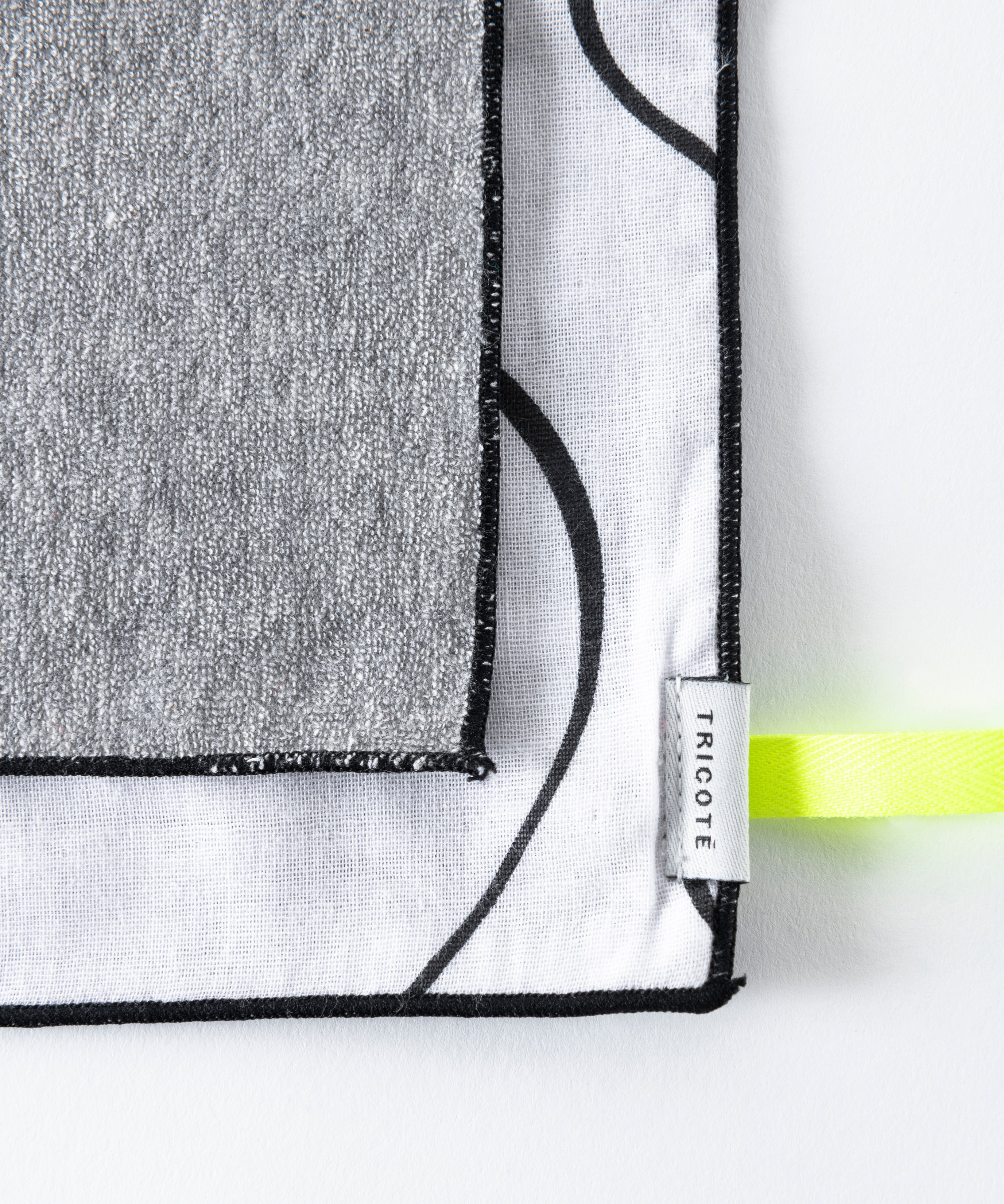 LINK HANDKERCHIEF