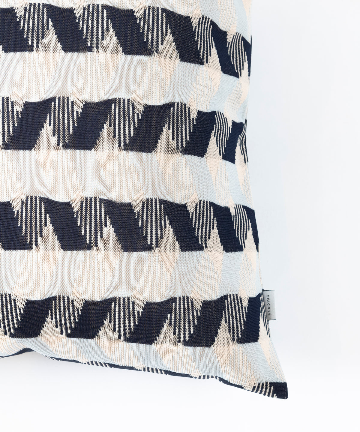 ARROW CUSHION COVER 45×45