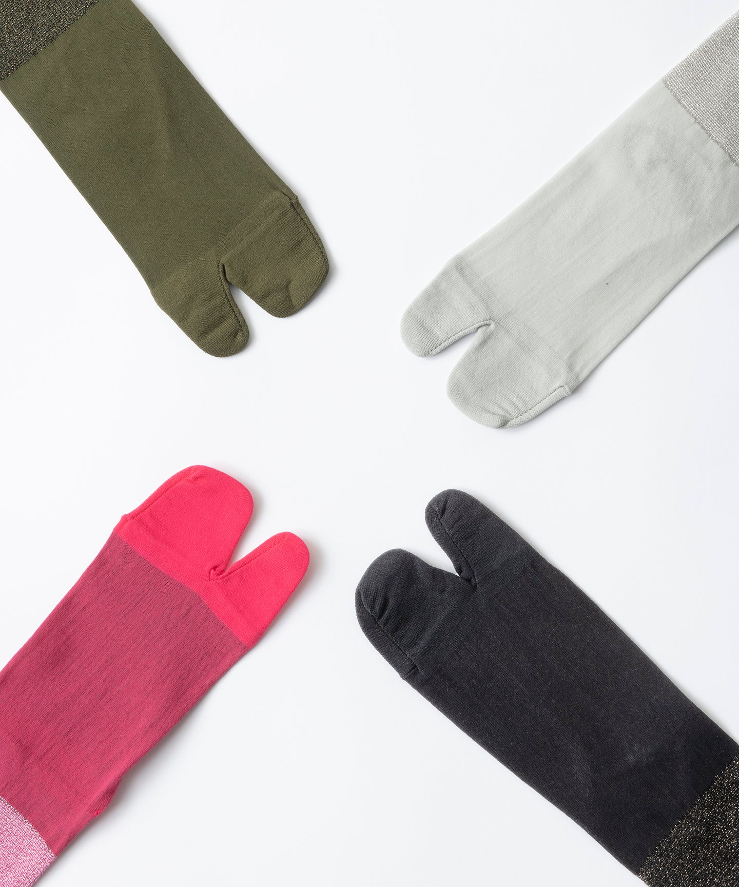 COLOUR TABI SOCKS