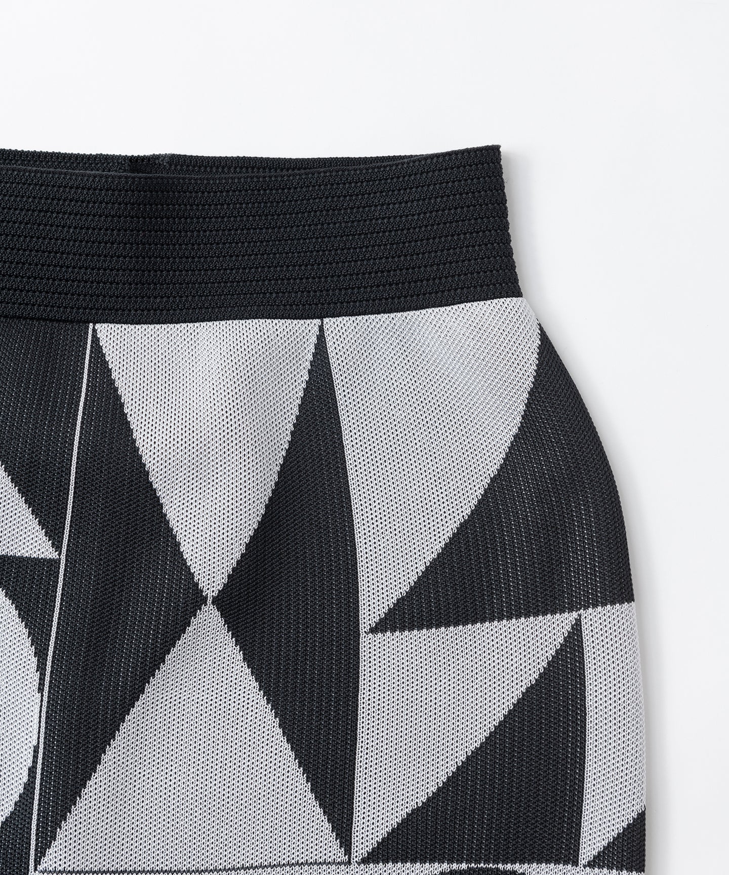 ○△□ PATTERN SKIRT